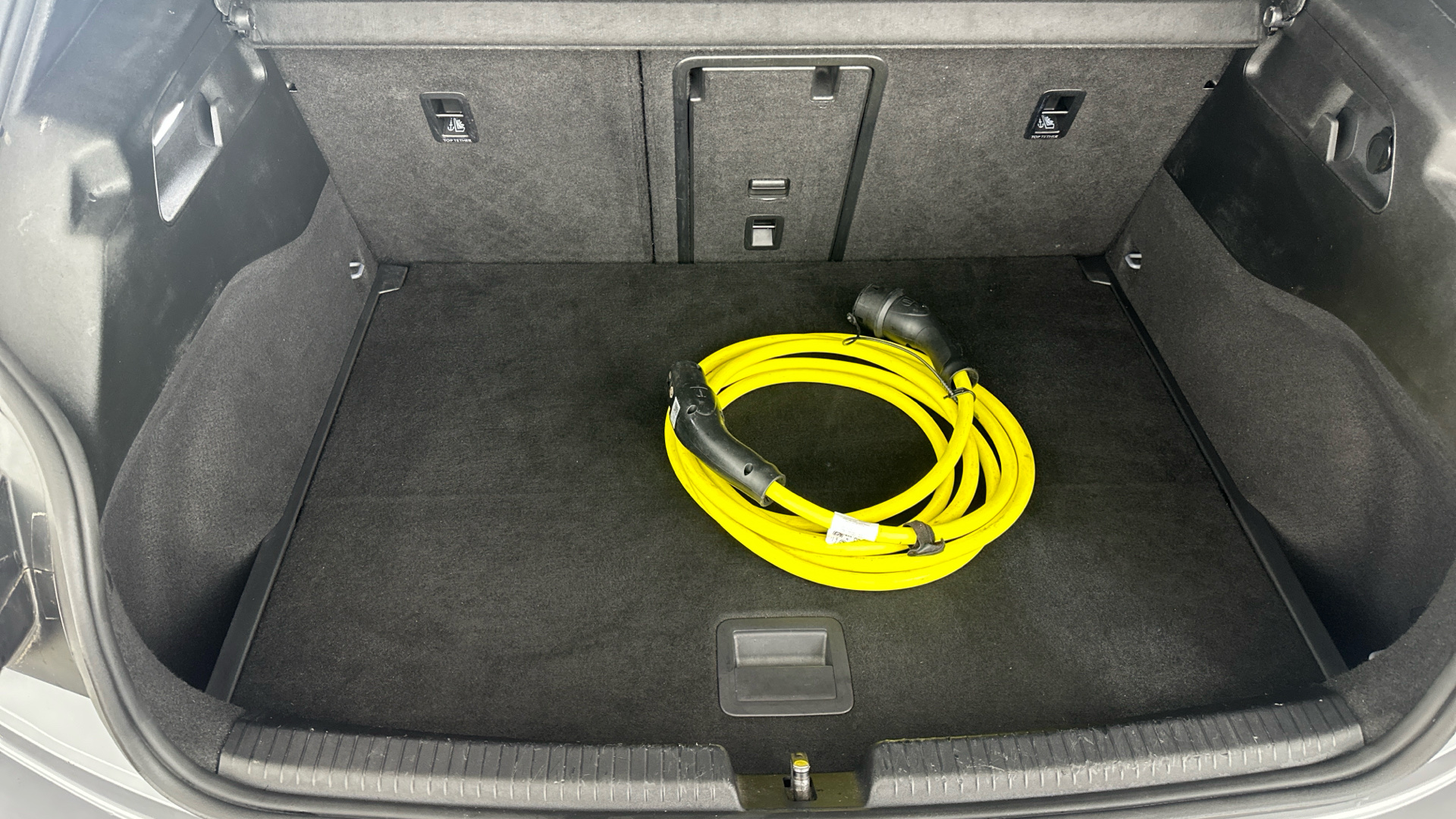 4020795 150kW Family Pro Performance 58kWh 5dr Auto