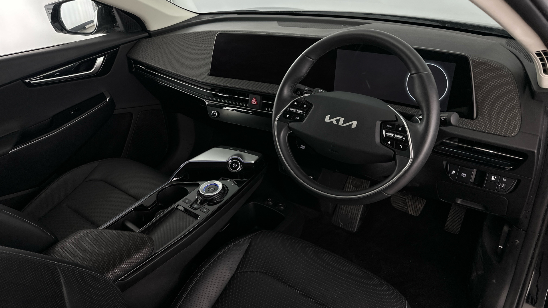 4058722 166kW Air 77.4kWh 5dr Auto