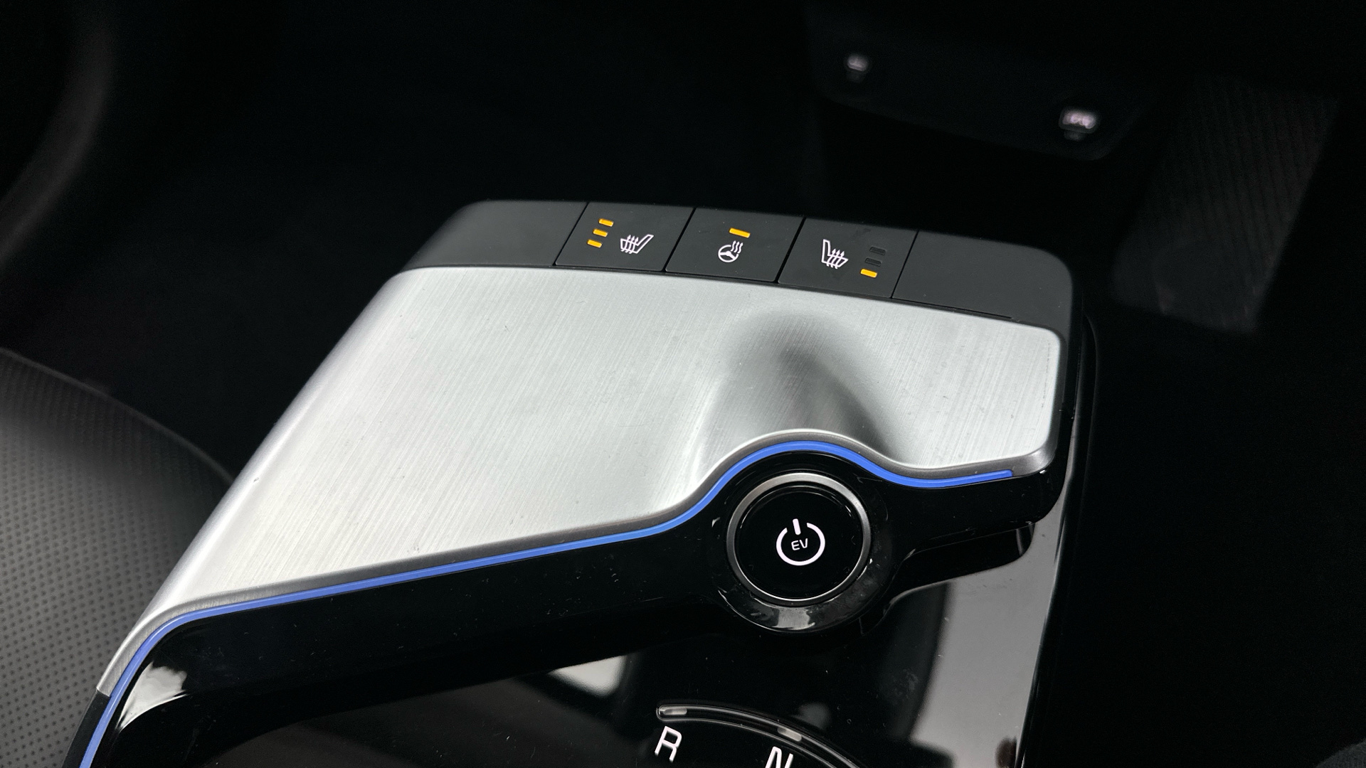 4058722 166kW Air 77.4kWh 5dr Auto