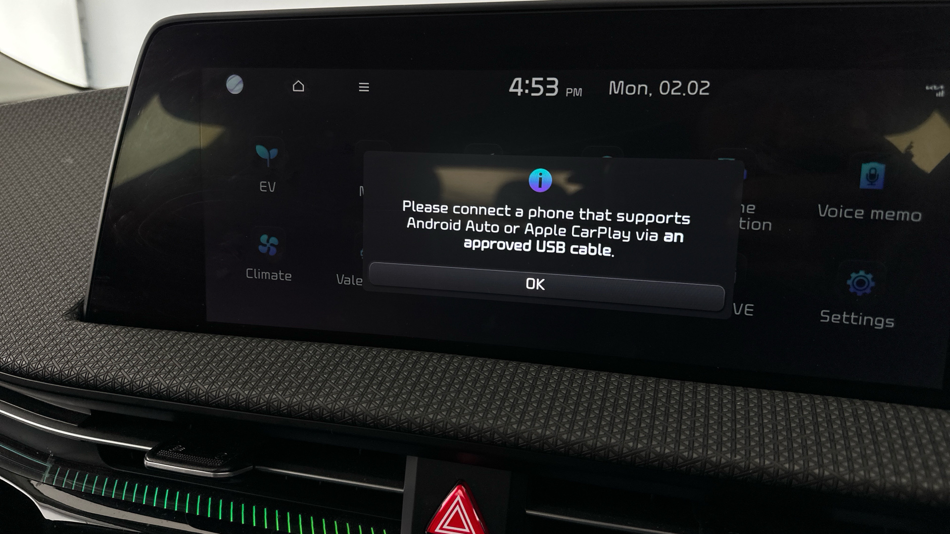 4058722 166kW Air 77.4kWh 5dr Auto