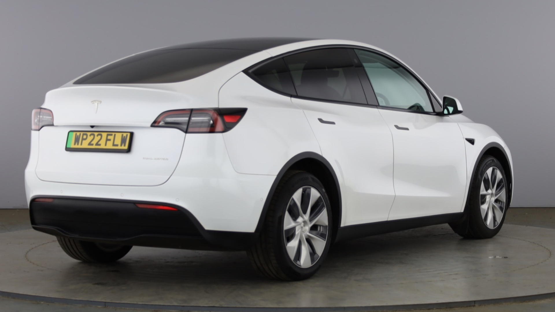 4027568 Long Range AWD 5dr Auto