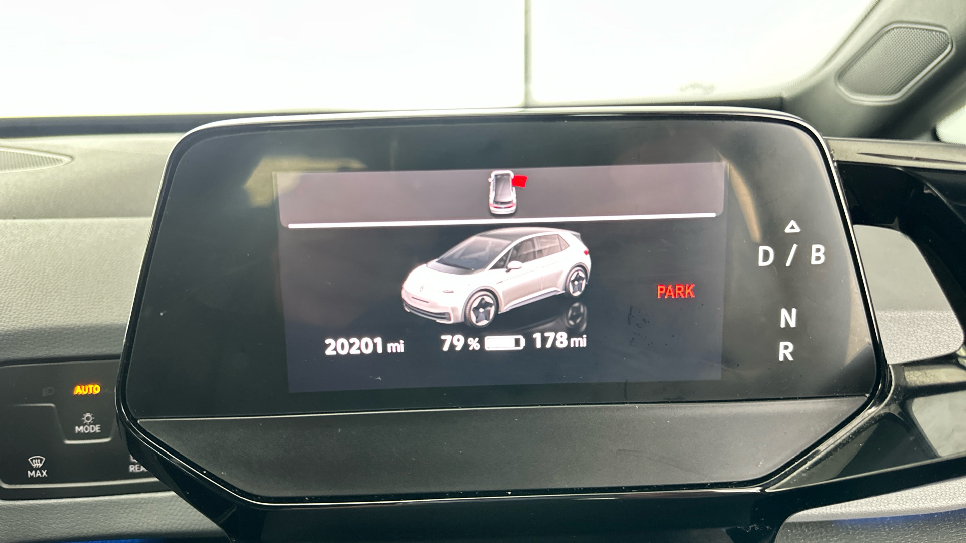 4027739 150kW Life Pro Performance 58kWh 5dr Auto