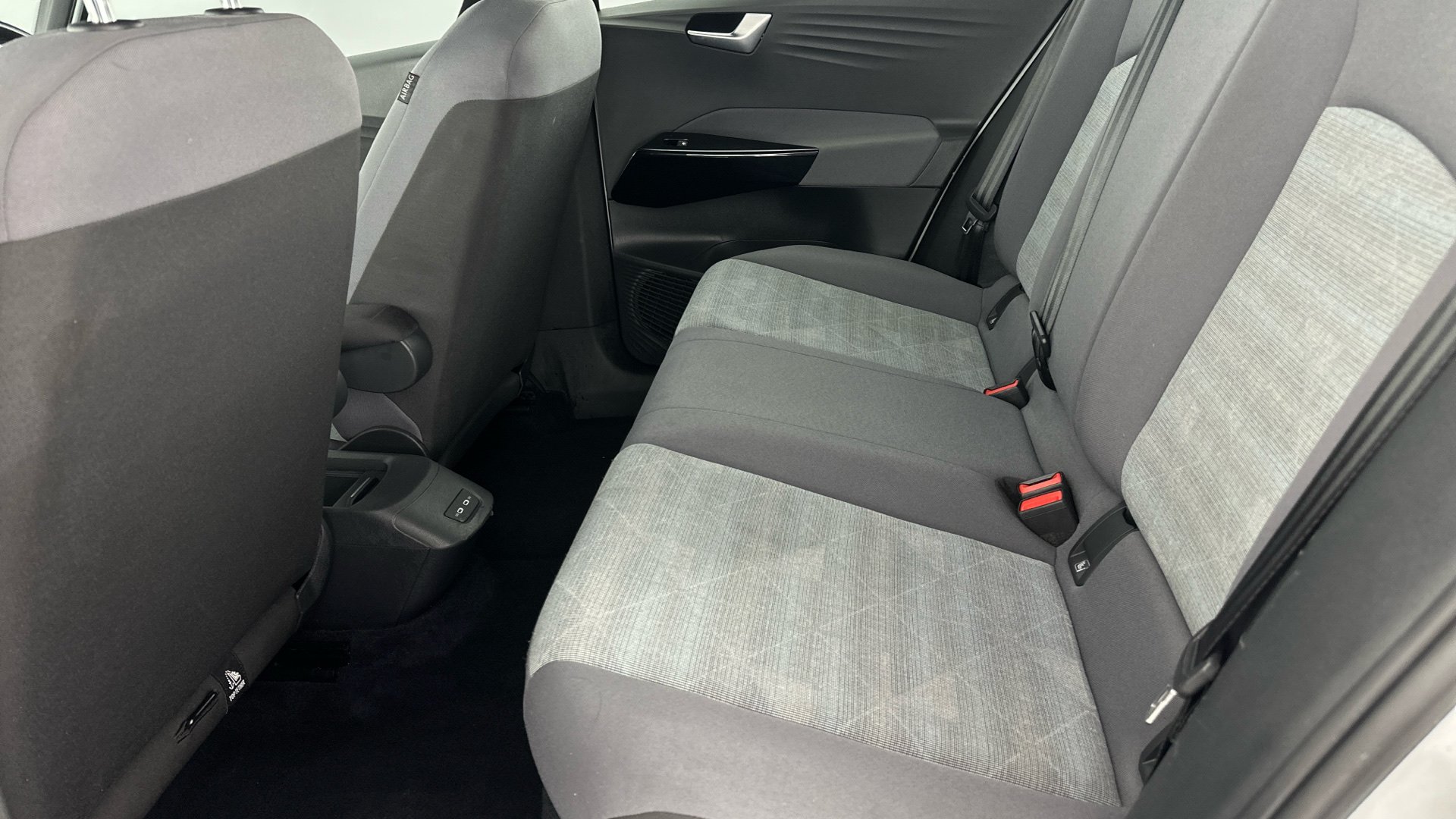 4027739 150kW Life Pro Performance 58kWh 5dr Auto