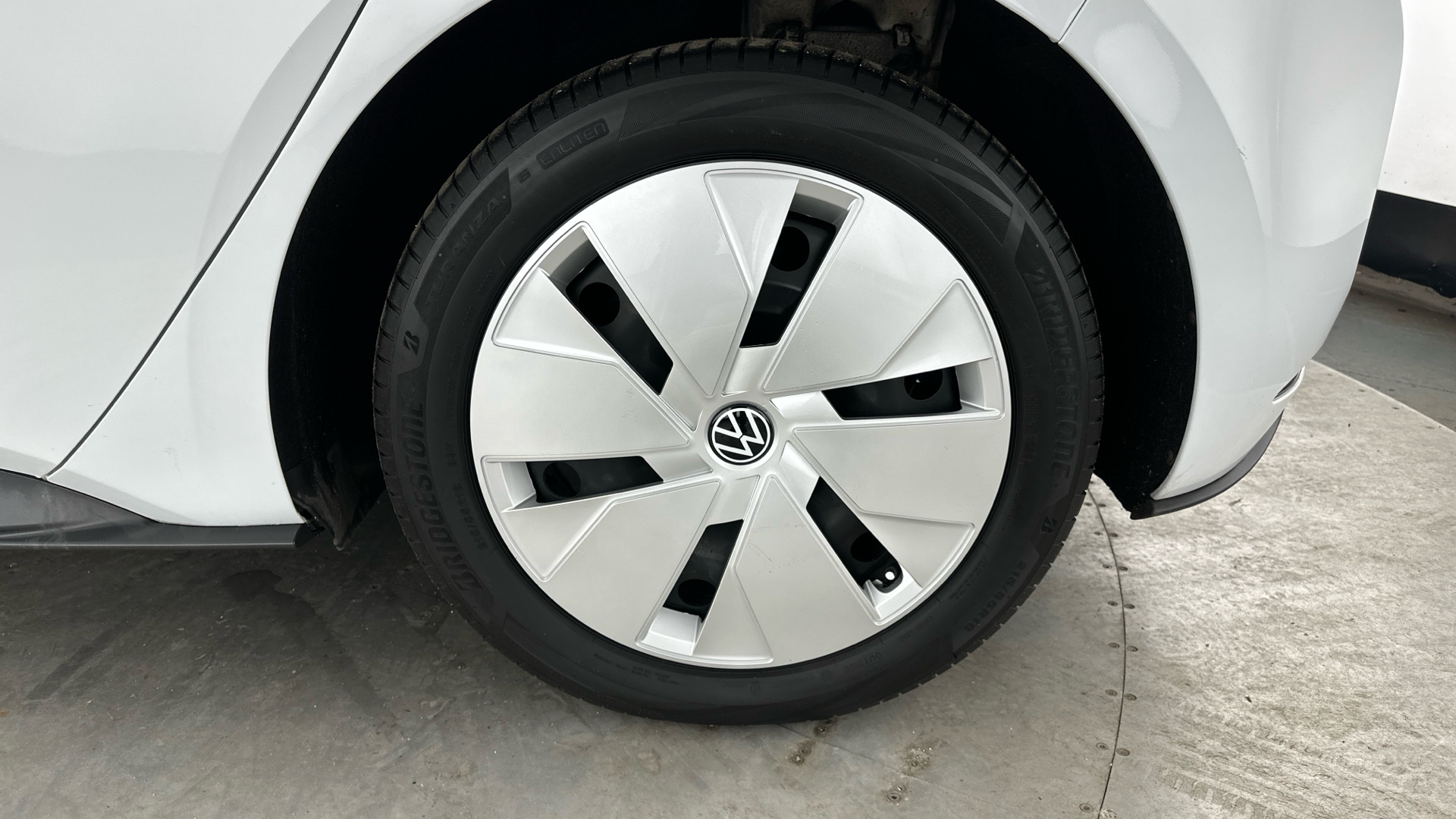 4027739 150kW Life Pro Performance 58kWh 5dr Auto