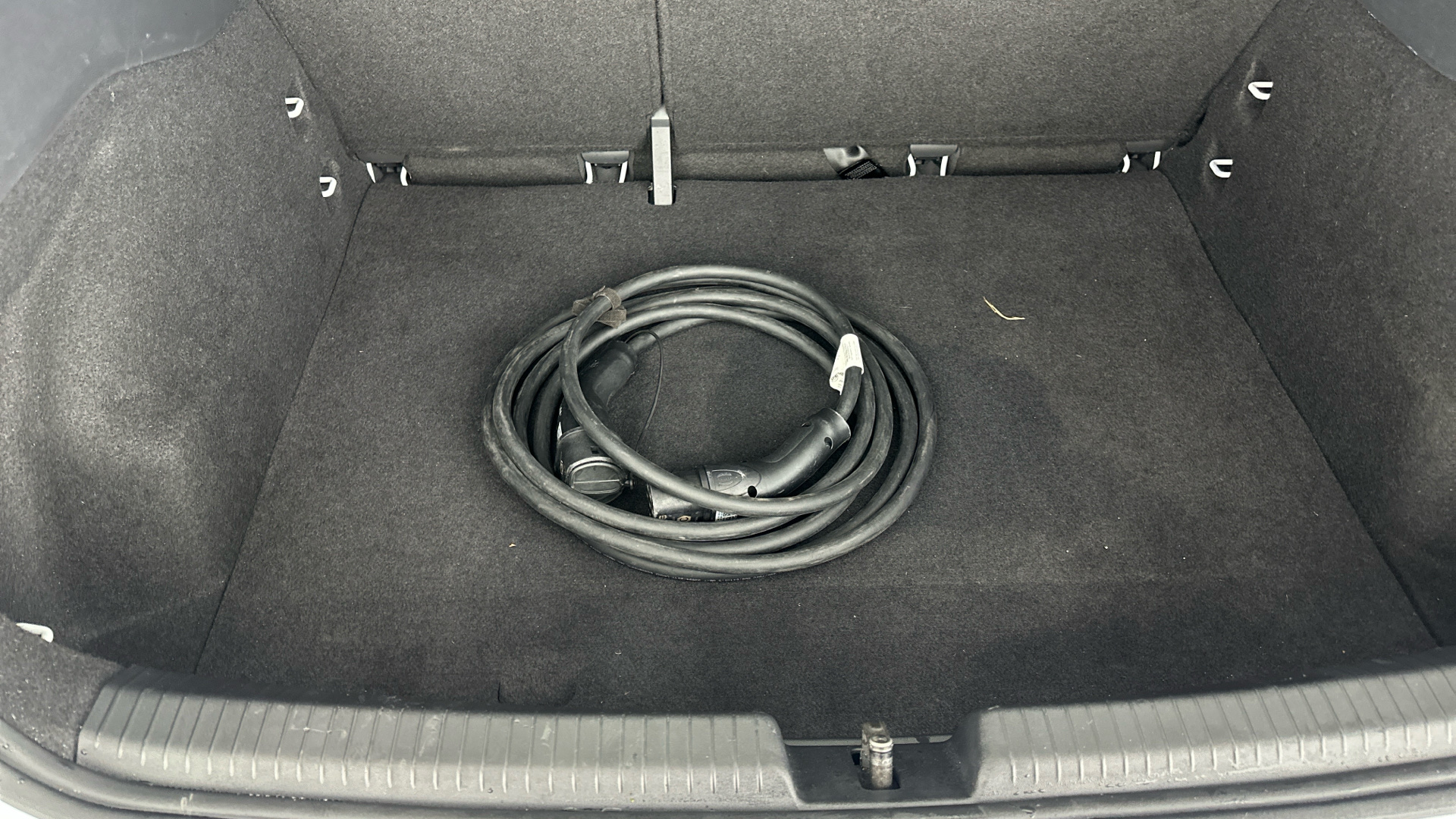 4027739 150kW Life Pro Performance 58kWh 5dr Auto