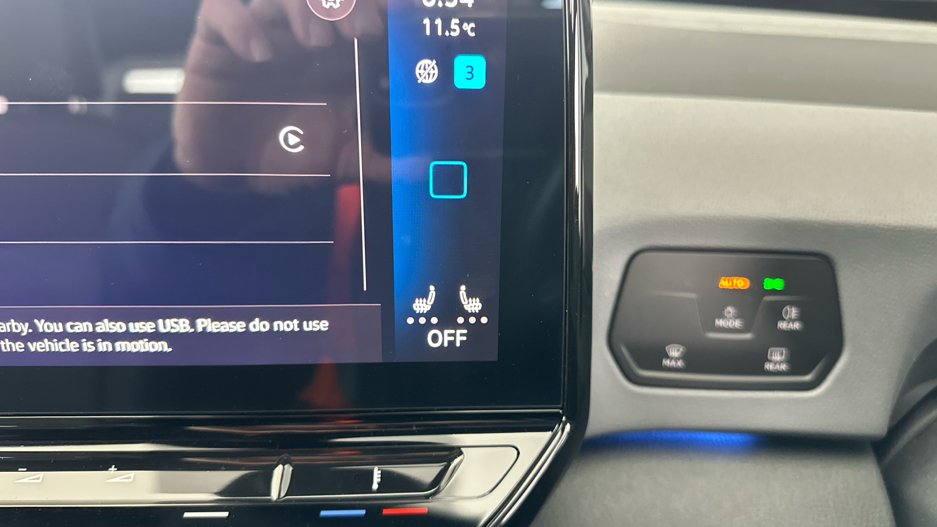 4027739 150kW Life Pro Performance 58kWh 5dr Auto