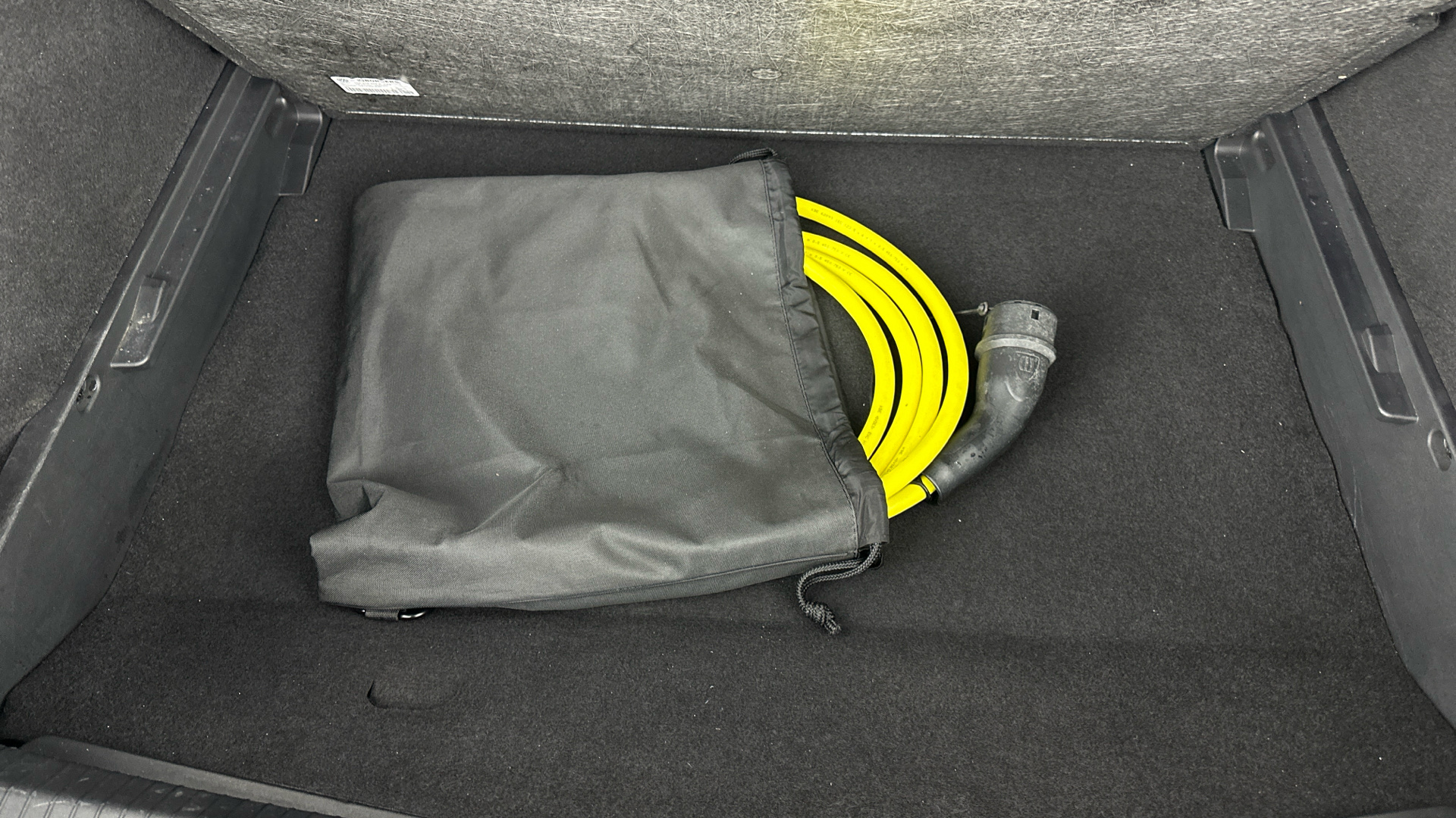 4027754 150kW Family Pro Performance 58kWh 5dr Auto