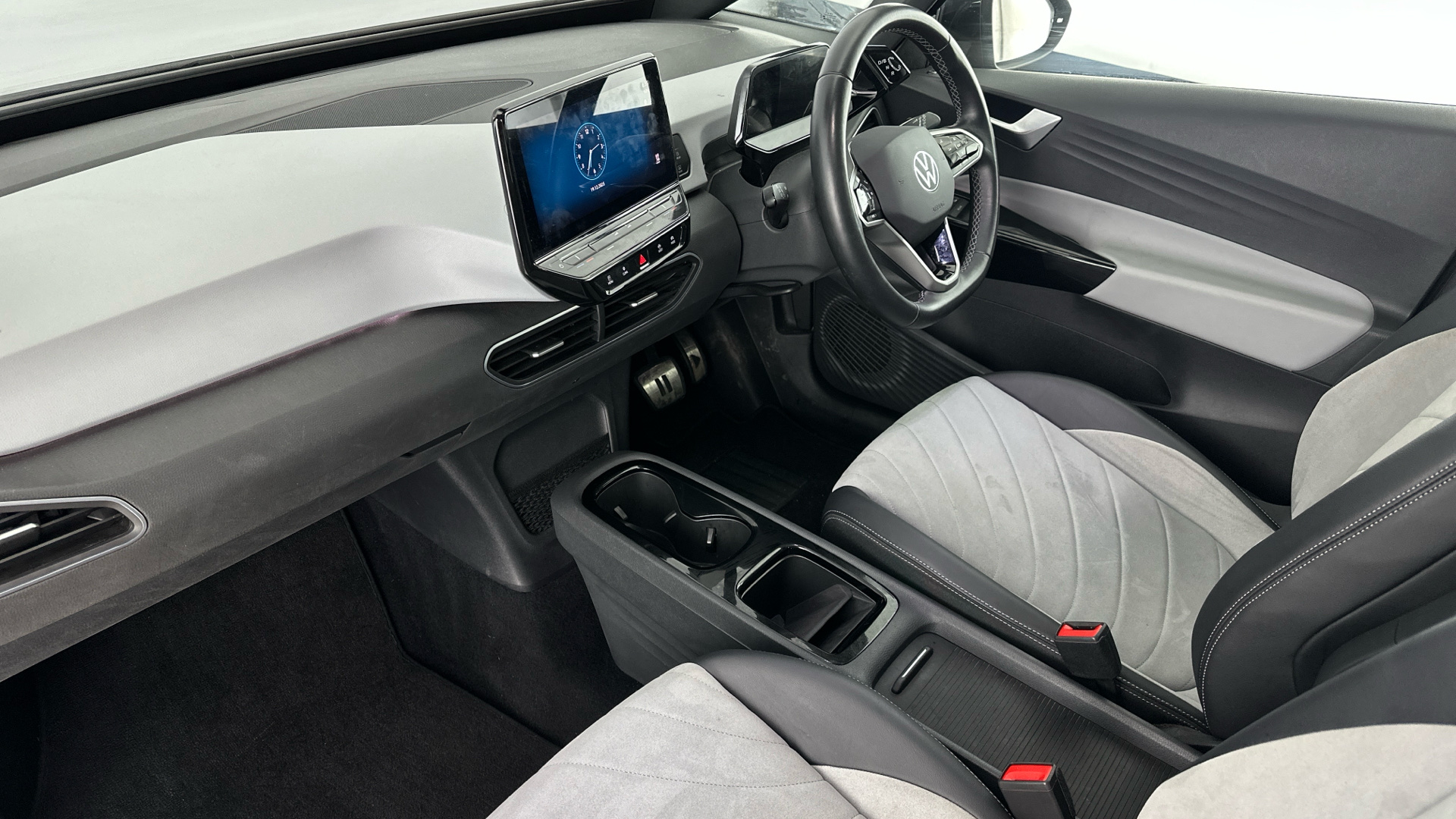 4020927 150kW Family Pro Performance 58kWh 5dr Auto