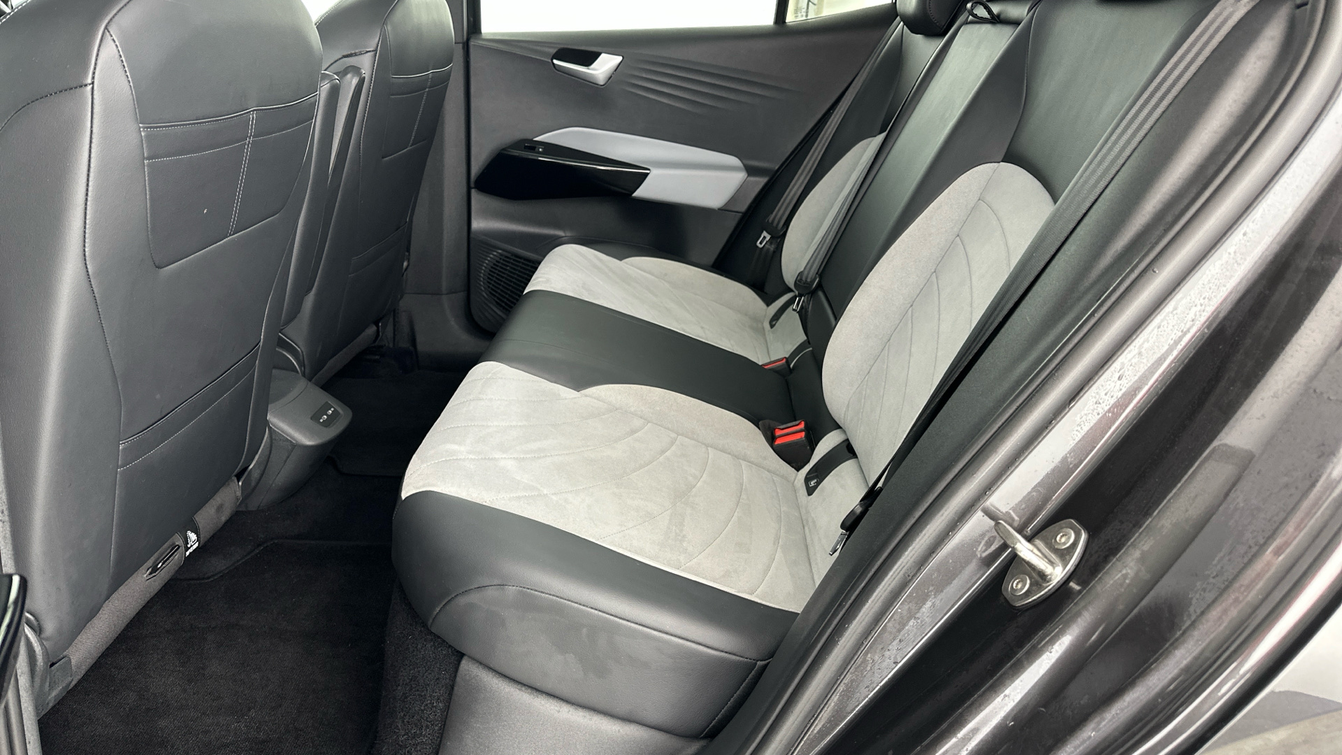 4020927 150kW Family Pro Performance 58kWh 5dr Auto