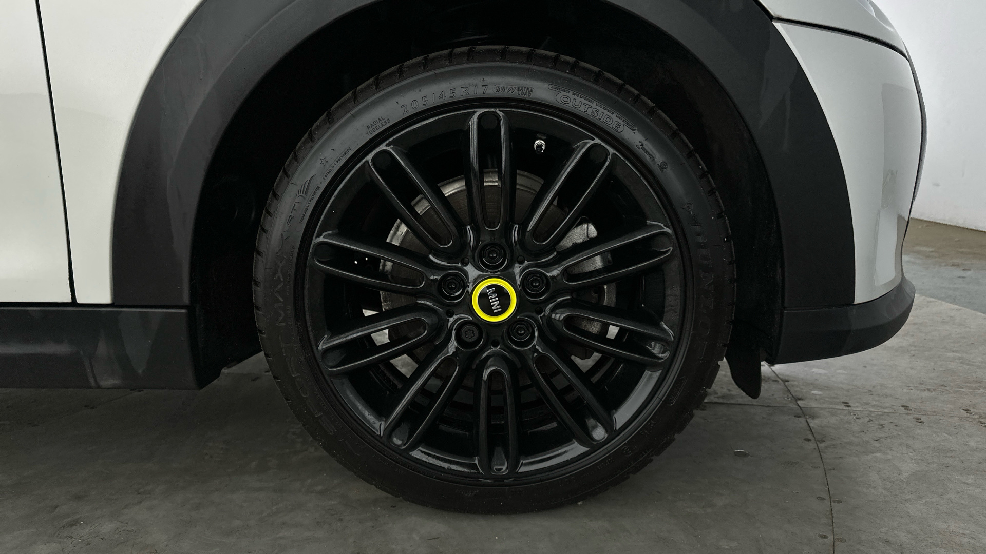 4020792 135kW Cooper S Level 2 33kWh 3dr Auto