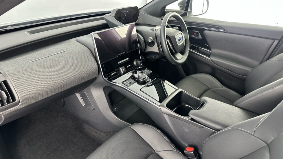 SUBARU SOLTERRA Image 9