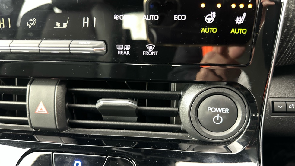 SUBARU SOLTERRA Image 26