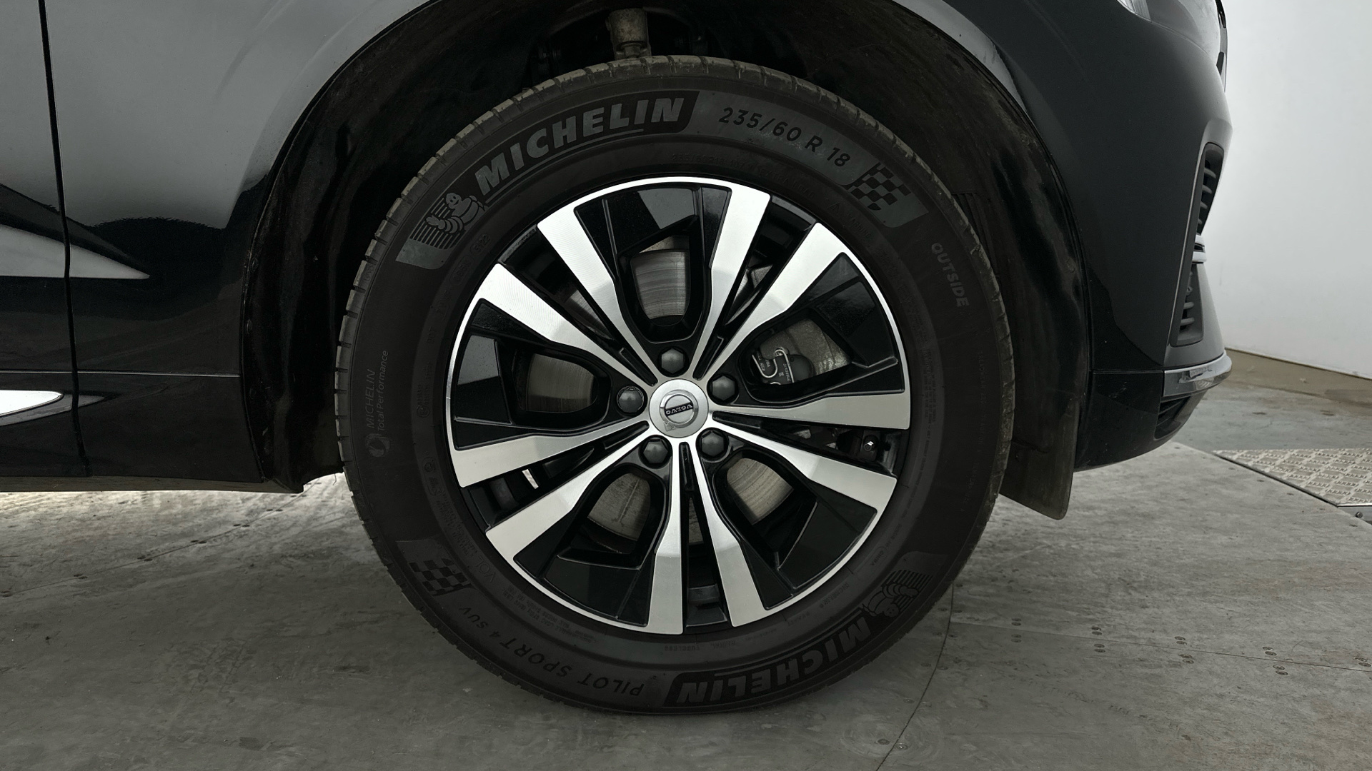 4027548 2.0 T6 [350] RC PHEV Core Bright 5dr AWD Gtron