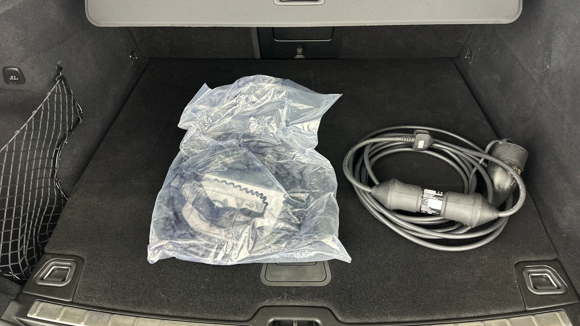 4027548 2.0 T6 [350] RC PHEV Core Bright 5dr AWD Gtron