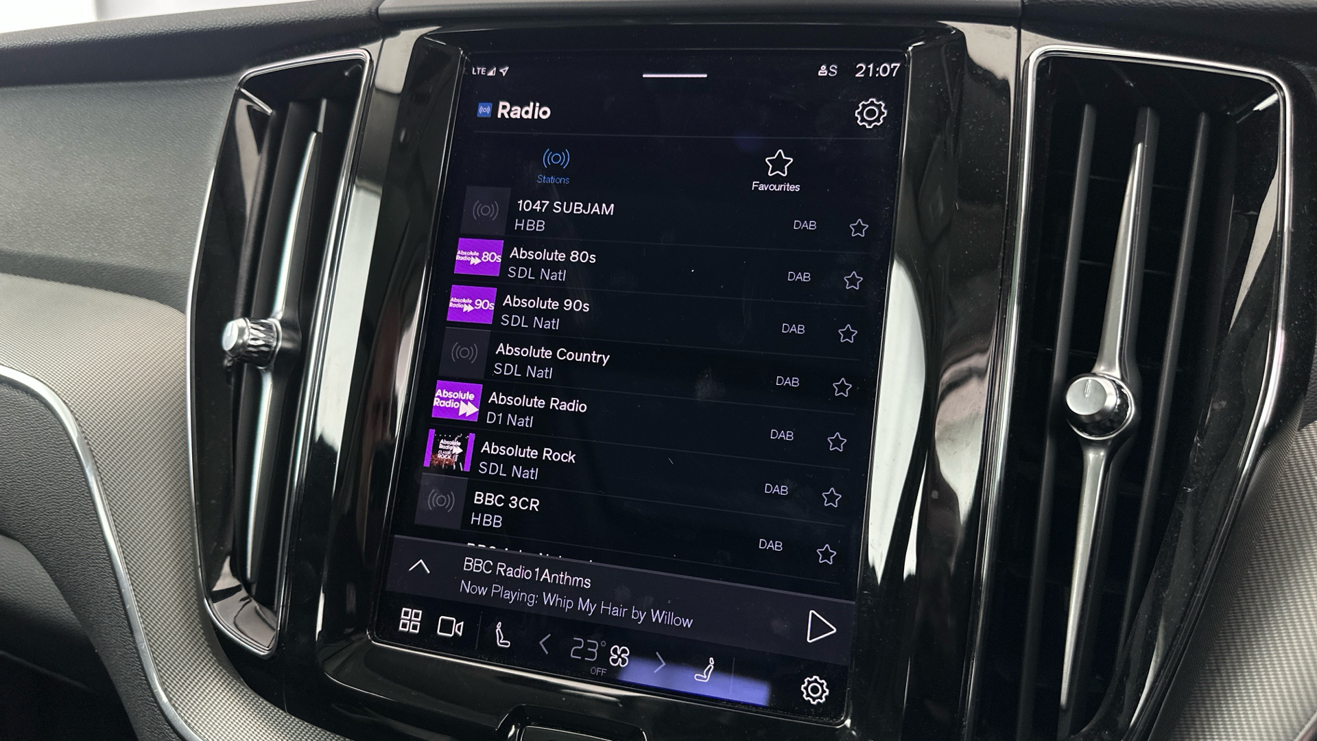 4027548 2.0 T6 [350] RC PHEV Core Bright 5dr AWD Gtron