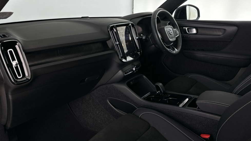 Volvo XC40 Image 9