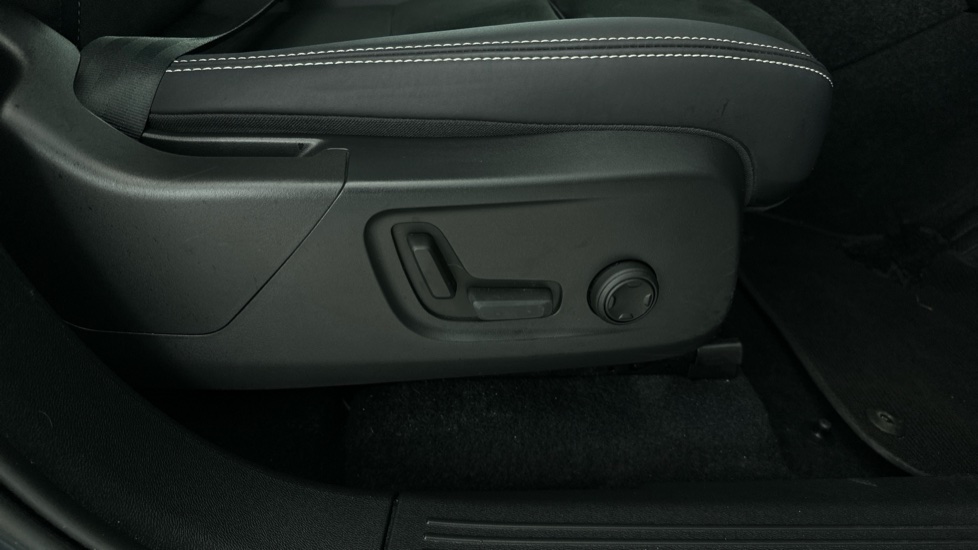 Volvo XC40 Electric Seats