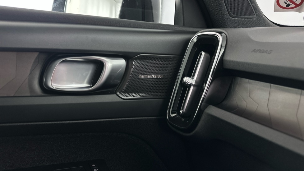 Volvo XC40 Upgraded Speakers