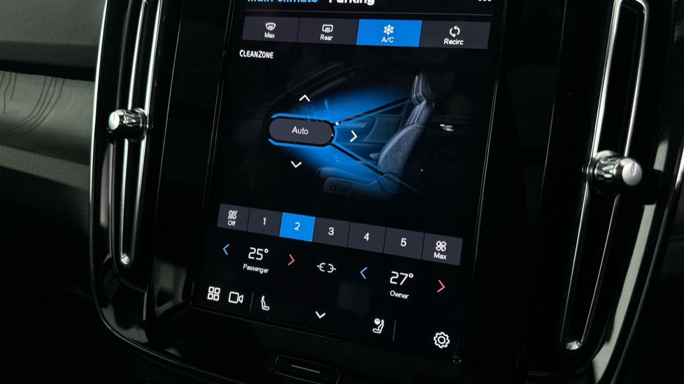 Volvo XC40 Dual Climate Control