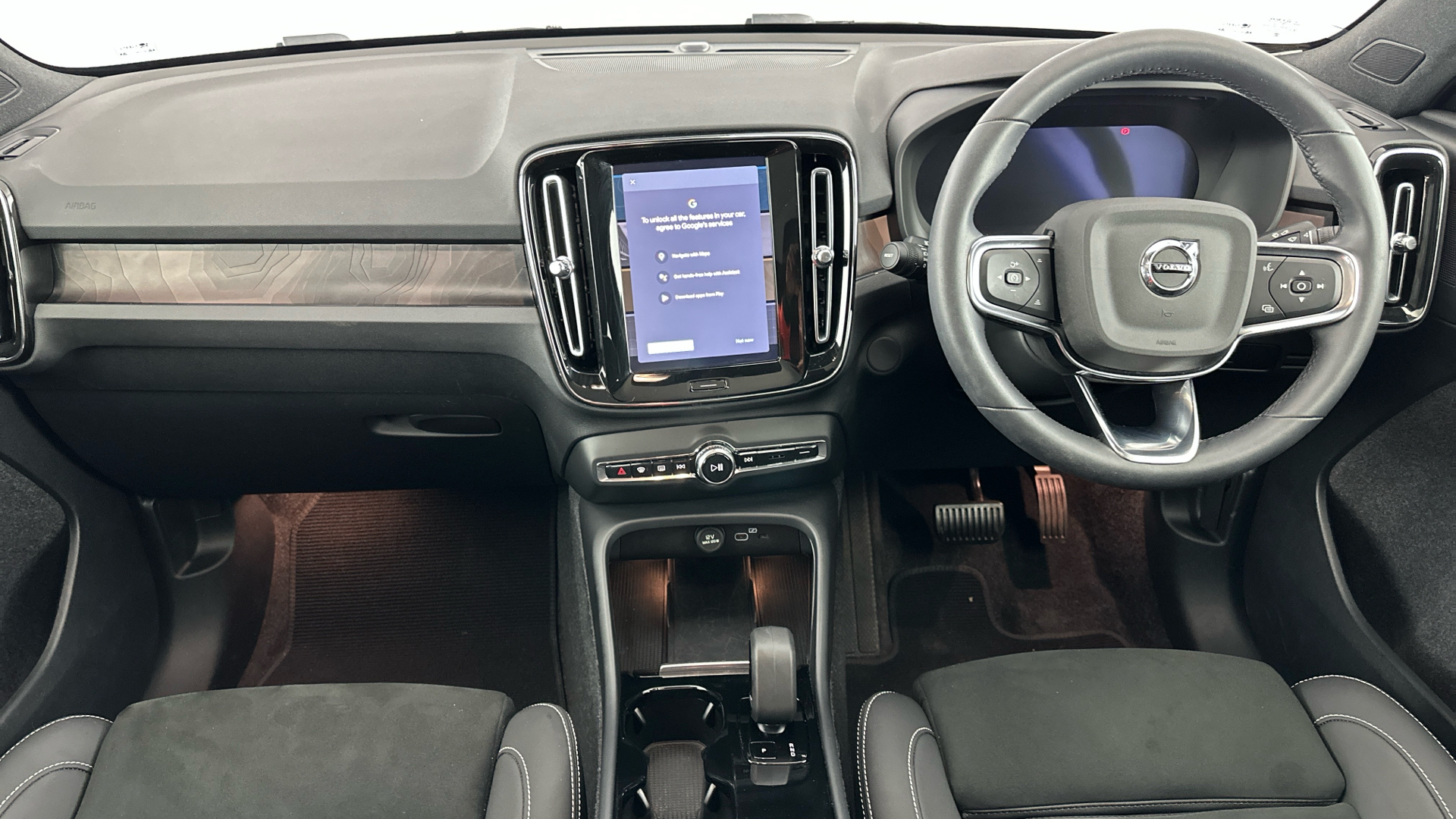 4046780 175kW Recharge Plus 69kWh 5dr Auto