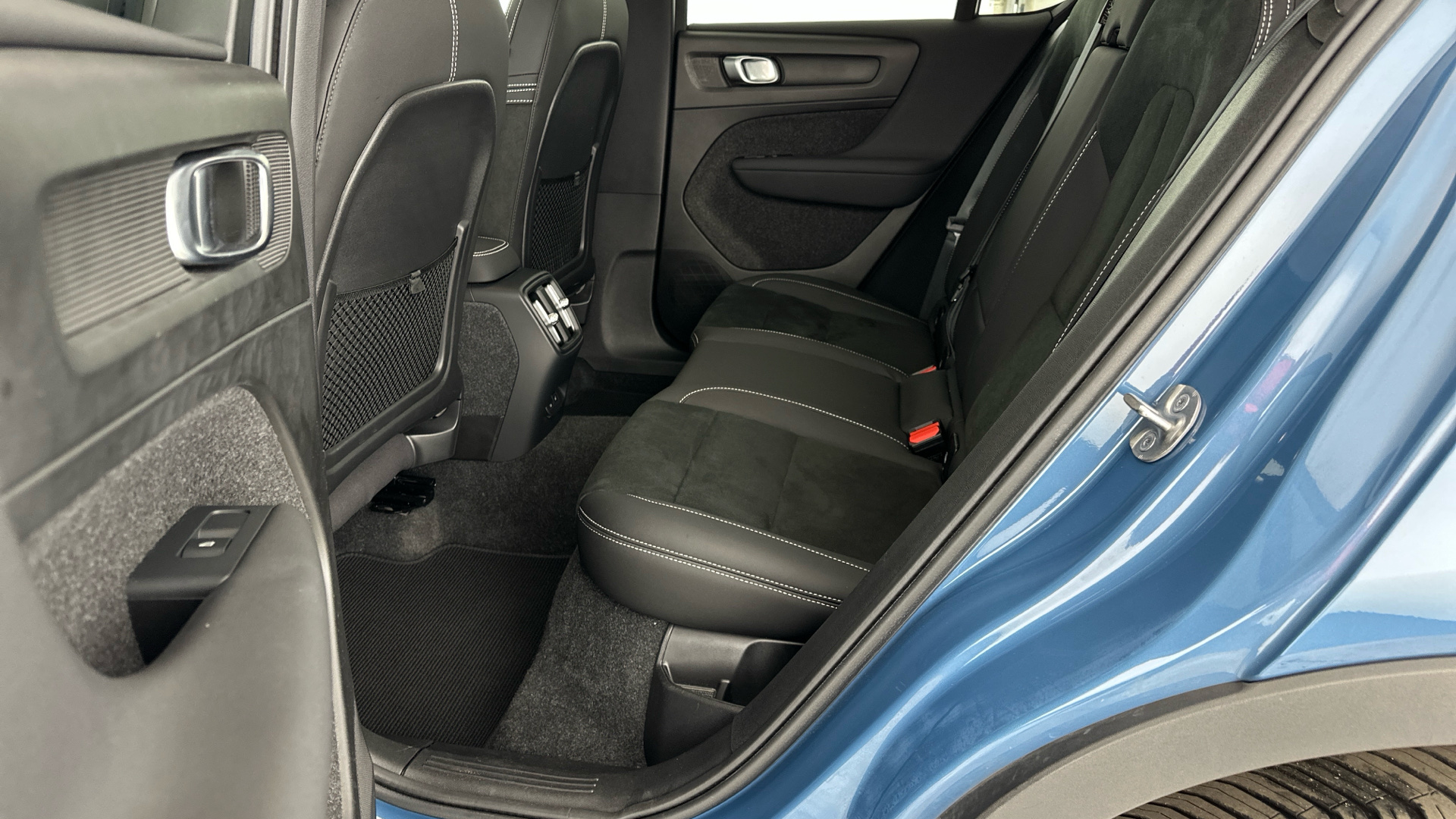 4046780 175kW Recharge Plus 69kWh 5dr Auto