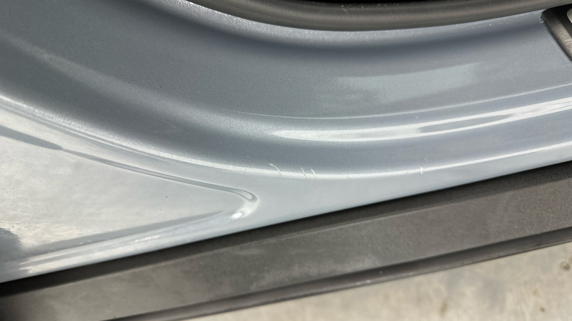 4020768 170kW Recharge Plus 69kWh 5dr Auto