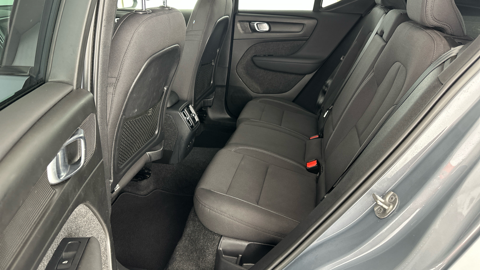 4020768 170kW Recharge Plus 69kWh 5dr Auto