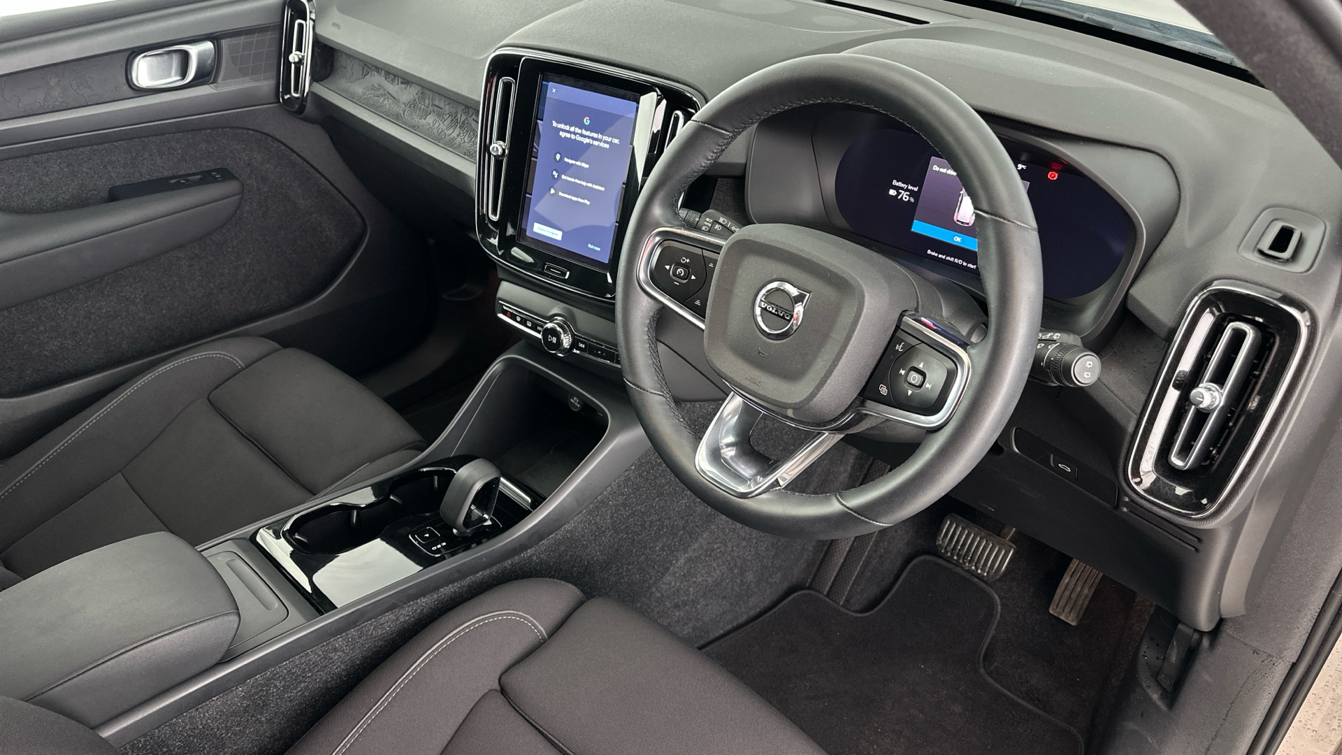 4020931 170kW Recharge Plus 69kWh 5dr Auto