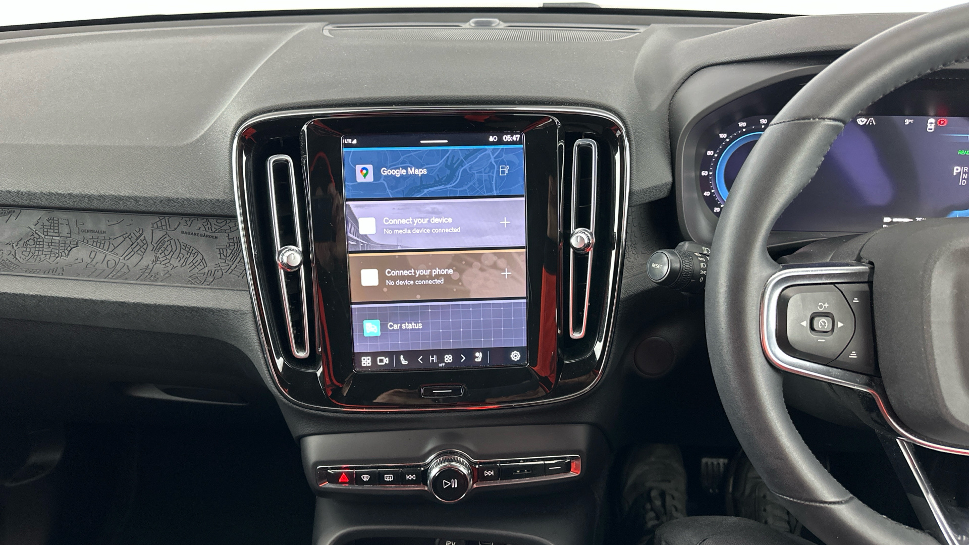 4020931 170kW Recharge Plus 69kWh 5dr Auto