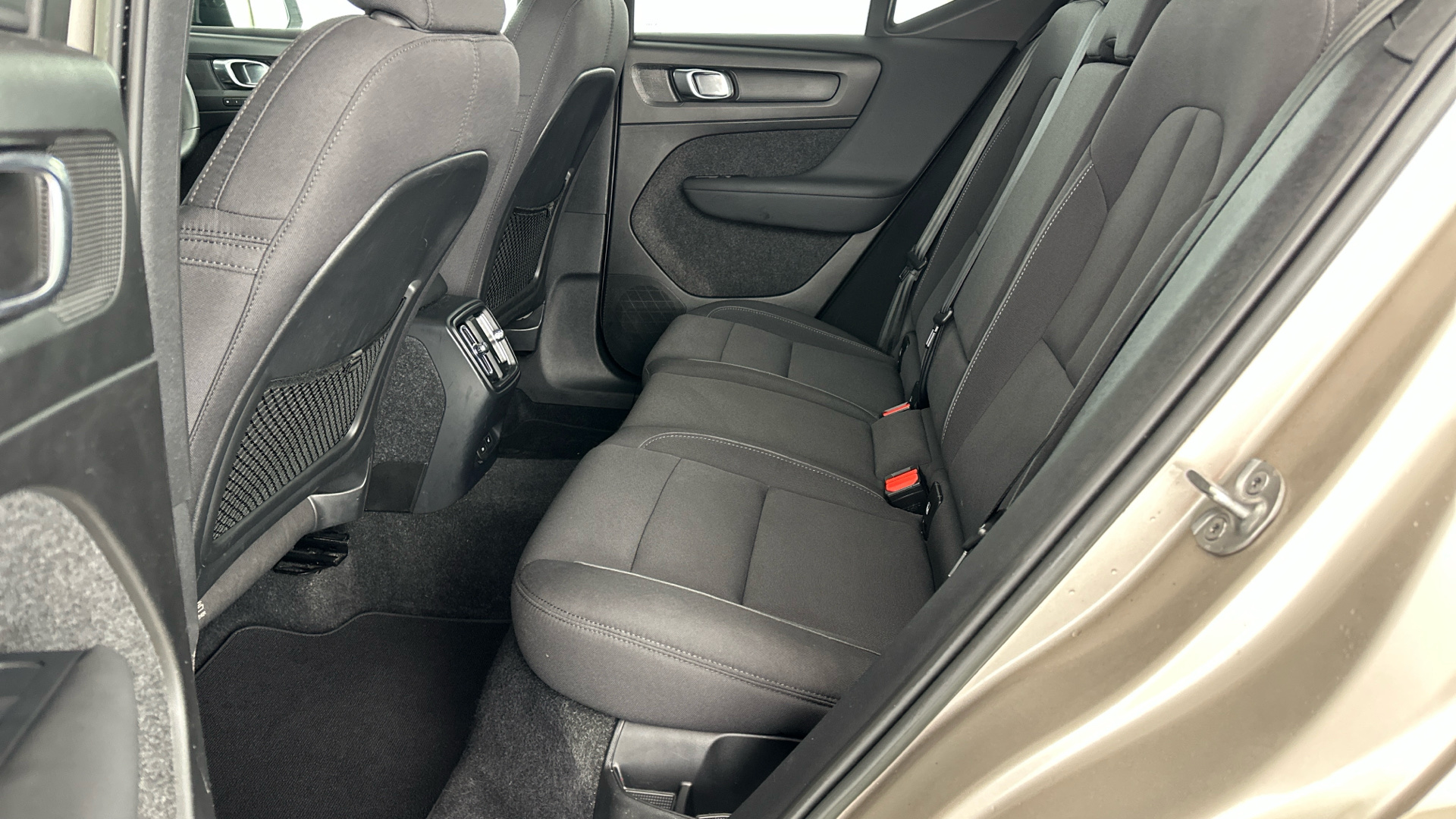 4020931 170kW Recharge Plus 69kWh 5dr Auto