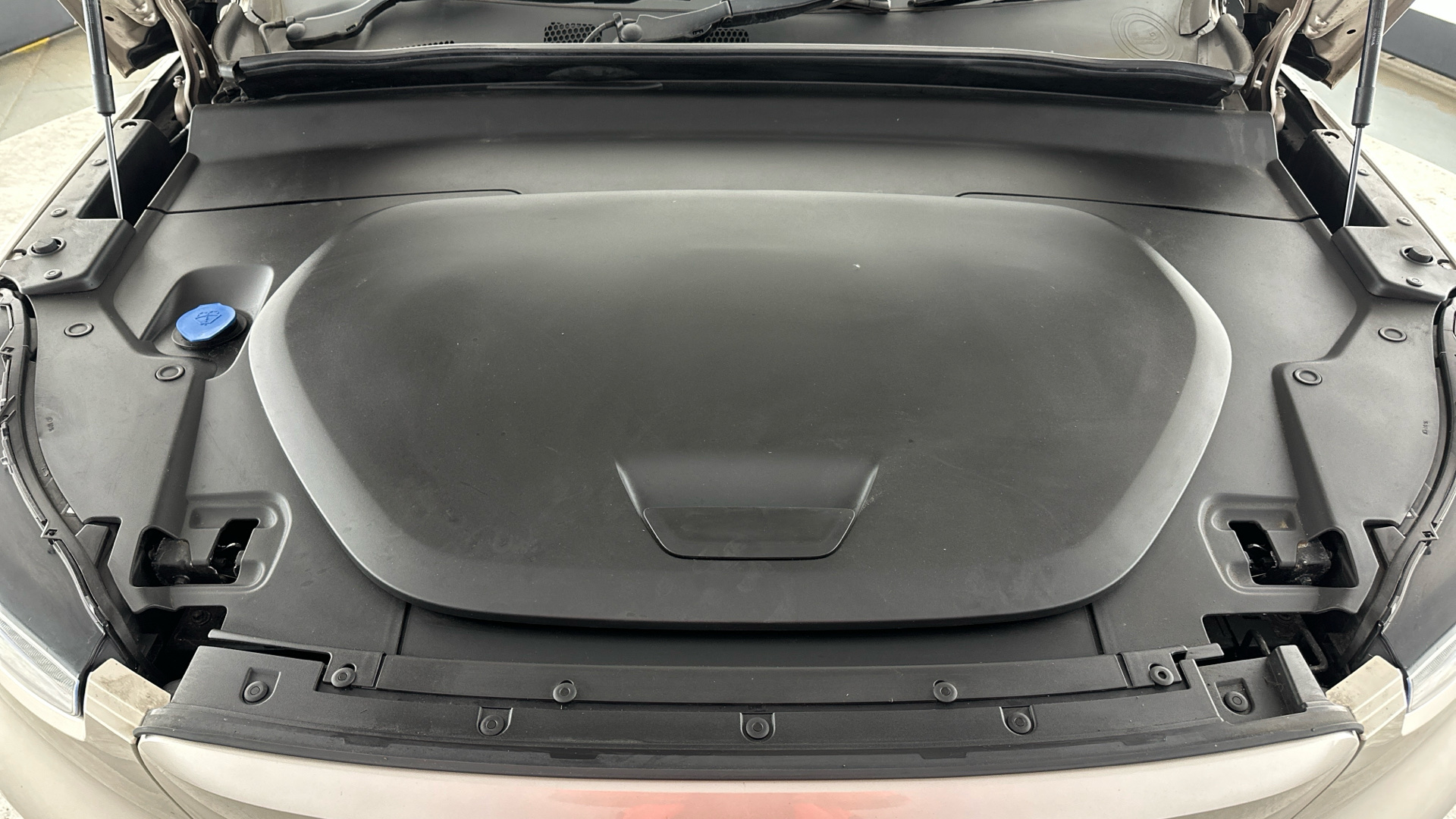 4020931 170kW Recharge Plus 69kWh 5dr Auto