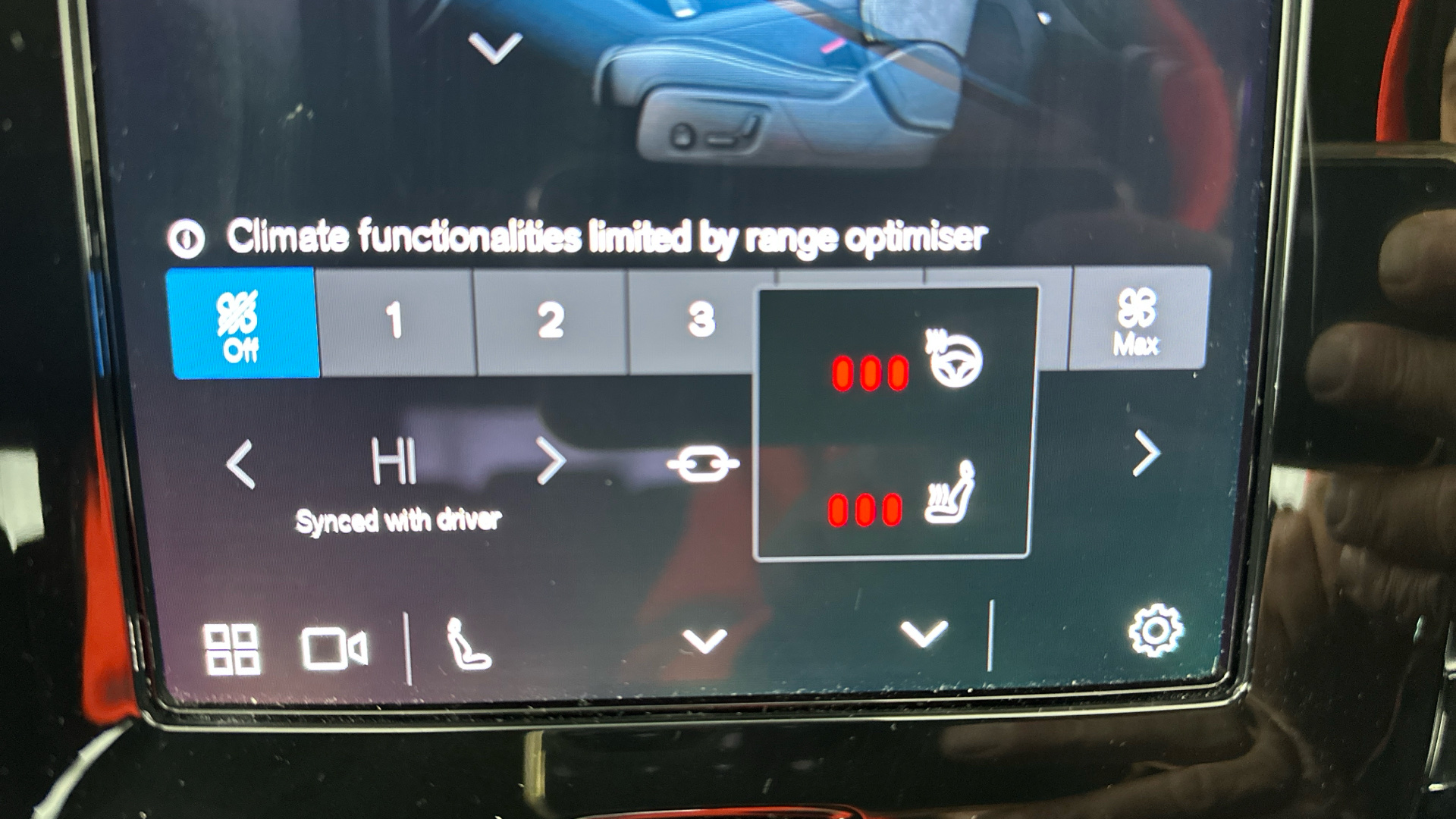 4020931 170kW Recharge Plus 69kWh 5dr Auto