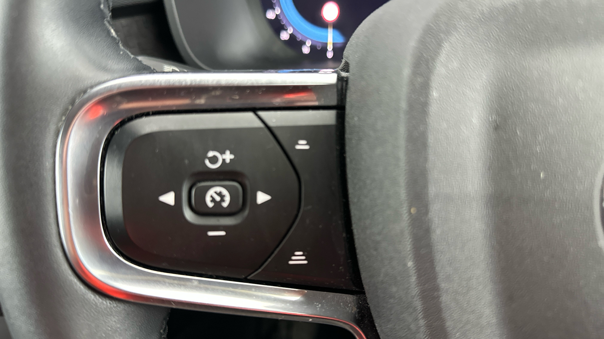 4020931 170kW Recharge Plus 69kWh 5dr Auto