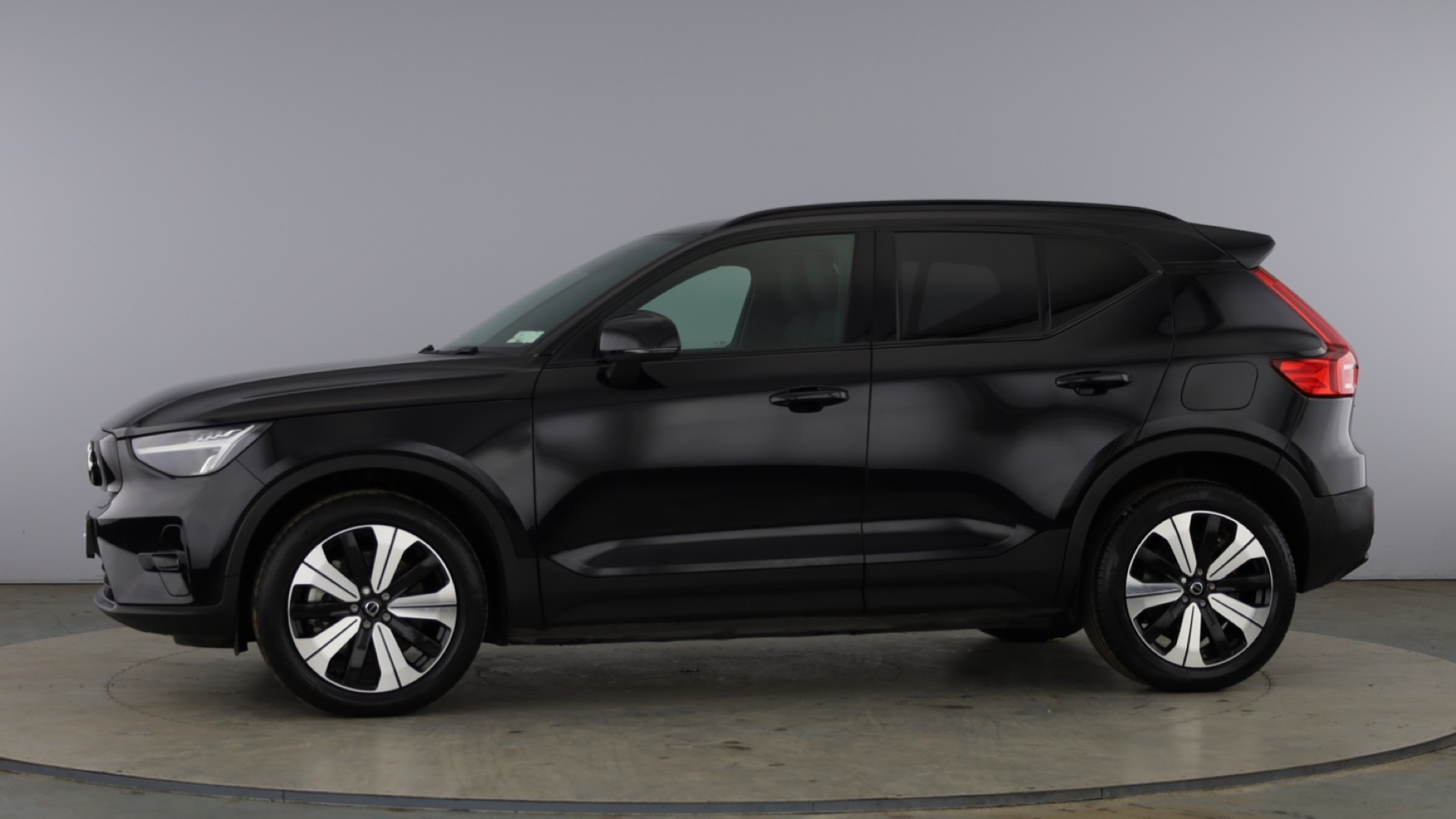 170kW Recharge Plus 69kWh 5dr Auto