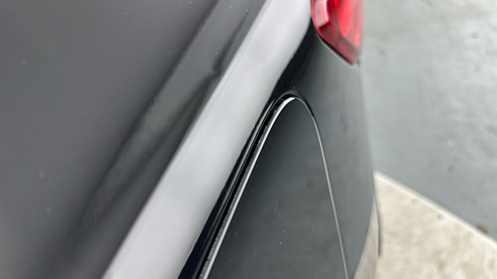 VOLVO XC40 dent