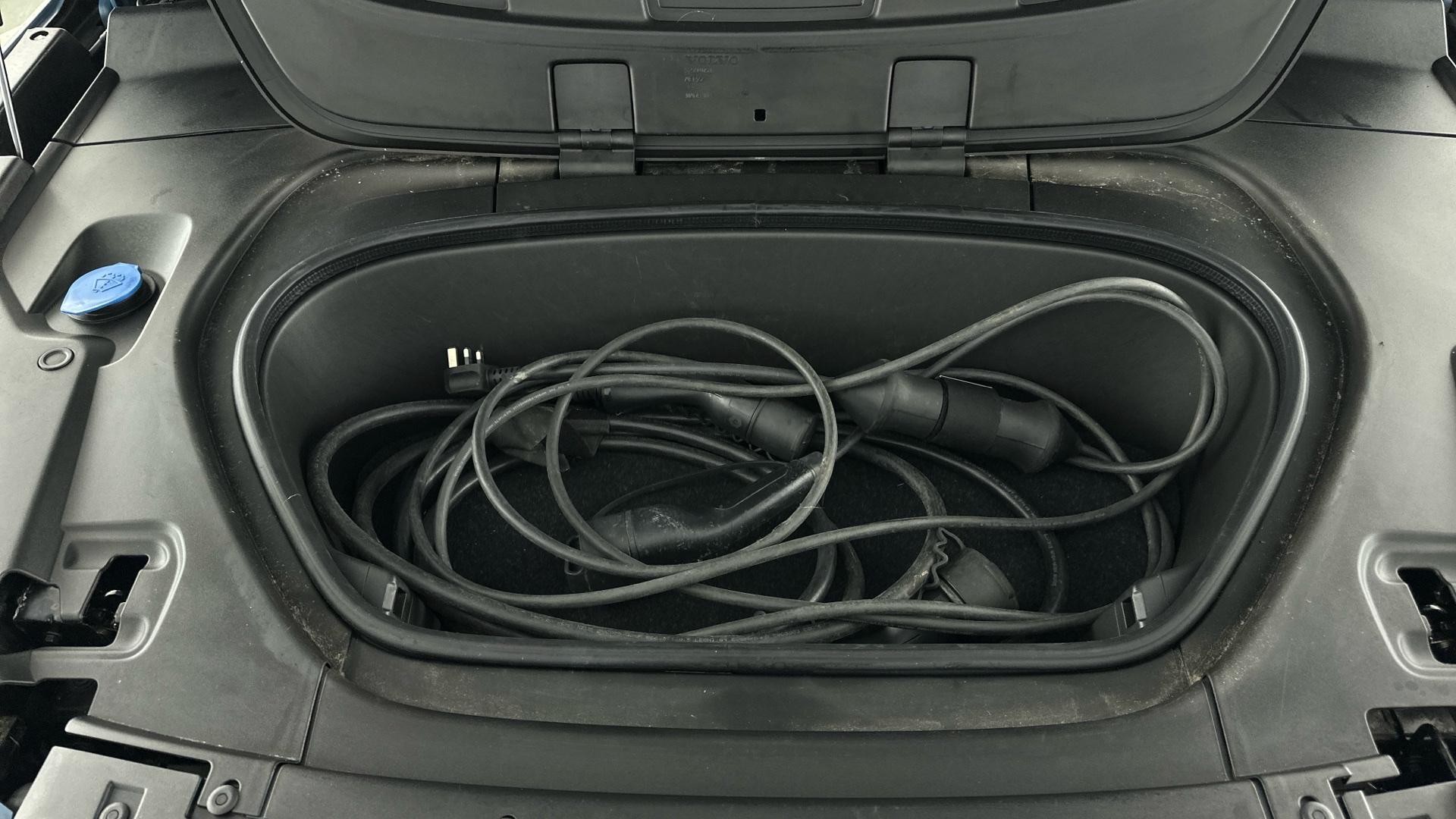 4027640 170kW Recharge Plus 69kWh 5dr Auto