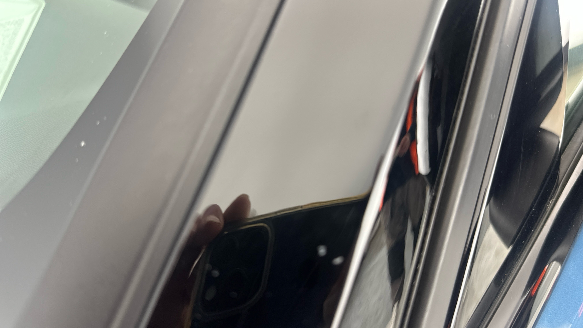 4020688 170kW Recharge Plus 69kWh 5dr Auto