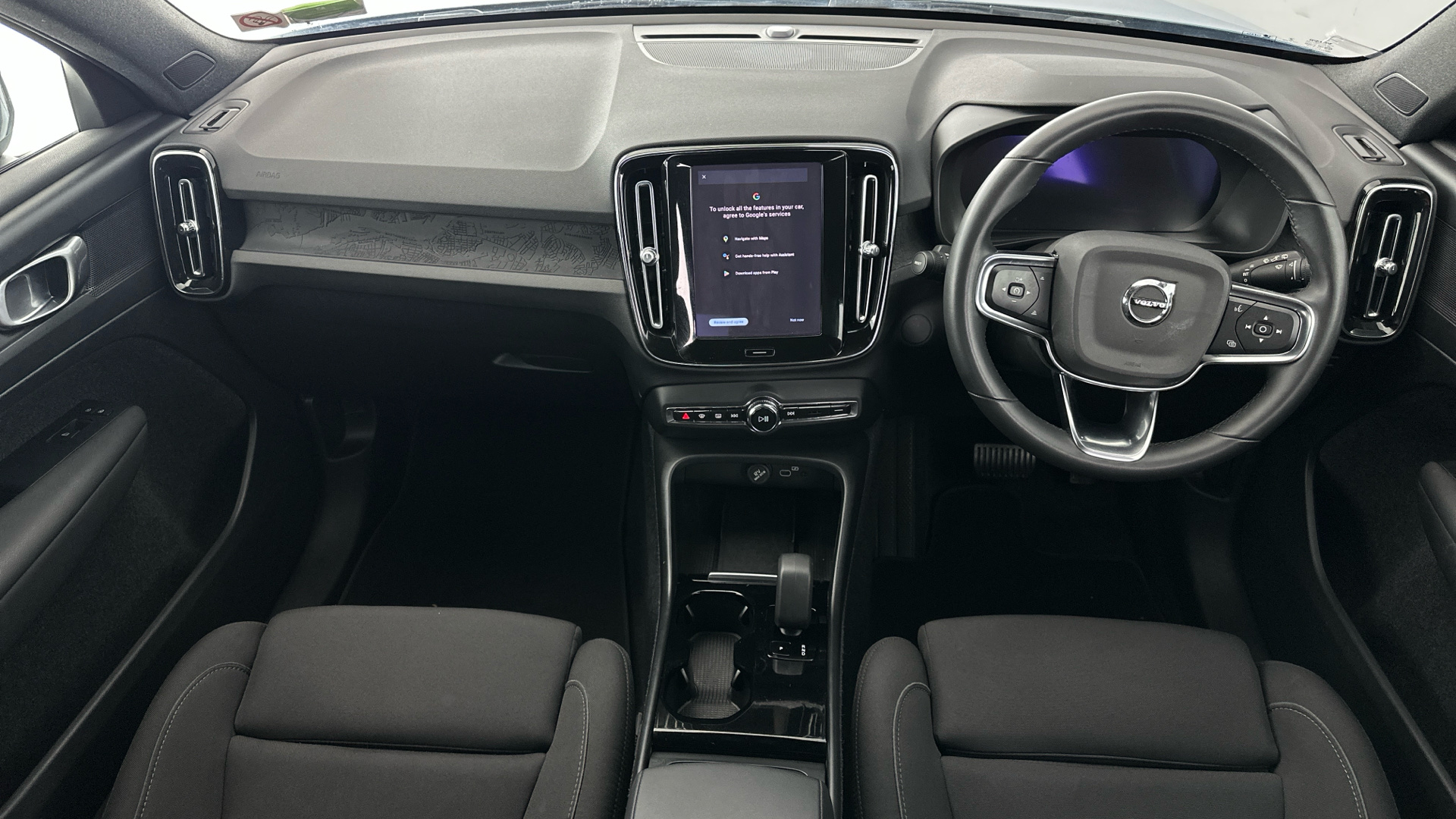 4020688 170kW Recharge Plus 69kWh 5dr Auto