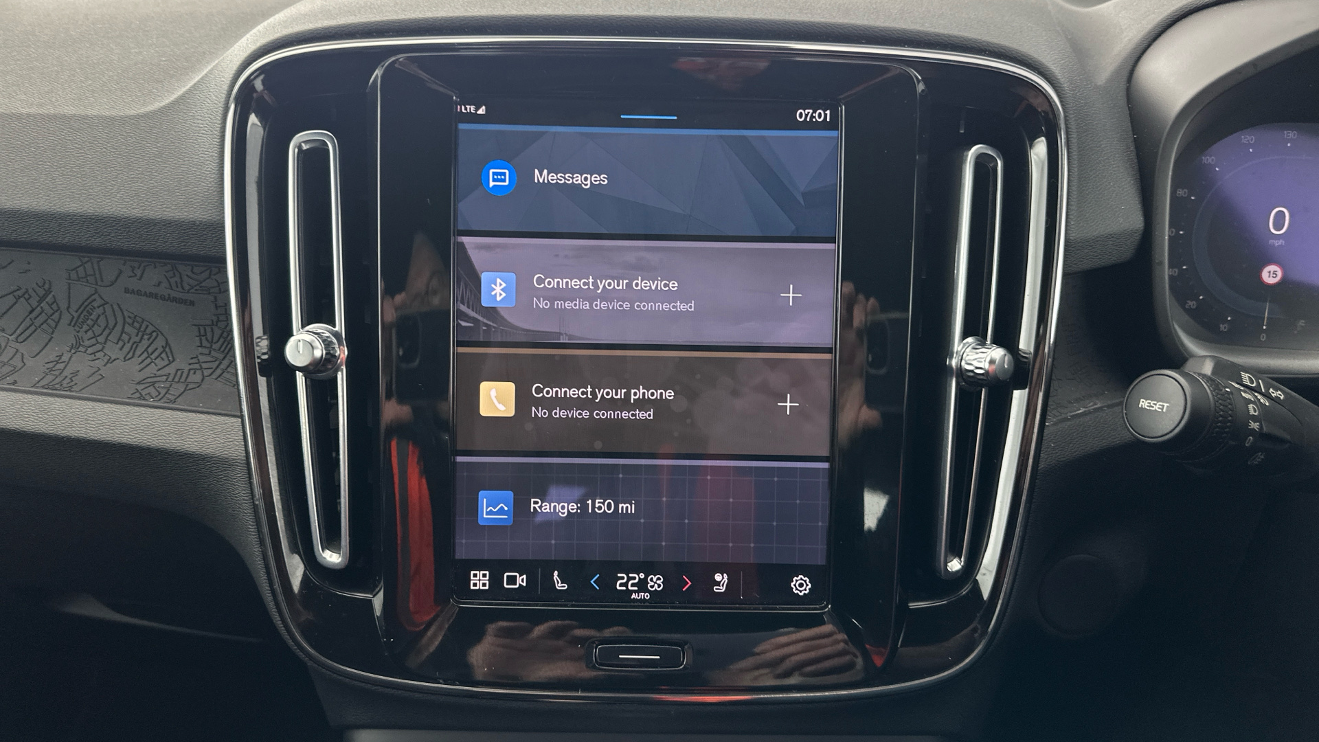 4020688 170kW Recharge Plus 69kWh 5dr Auto