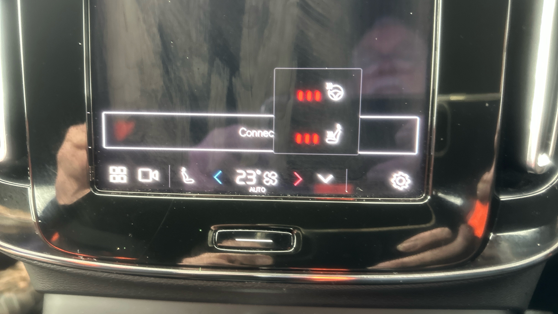 4020688 170kW Recharge Plus 69kWh 5dr Auto