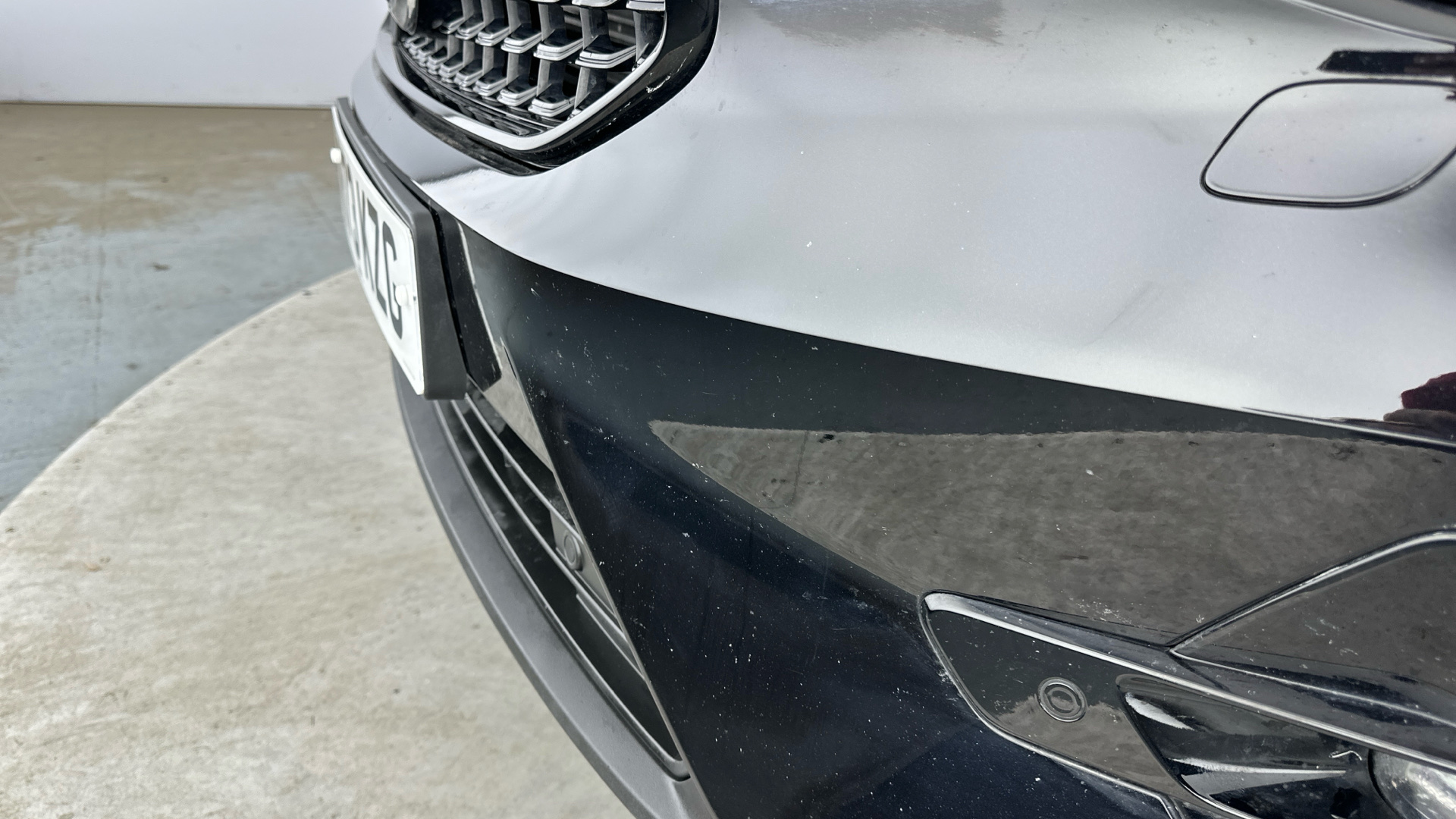 4020815 1.5 T5 Recharge PHEV Ultimate Dark 5dr Auto