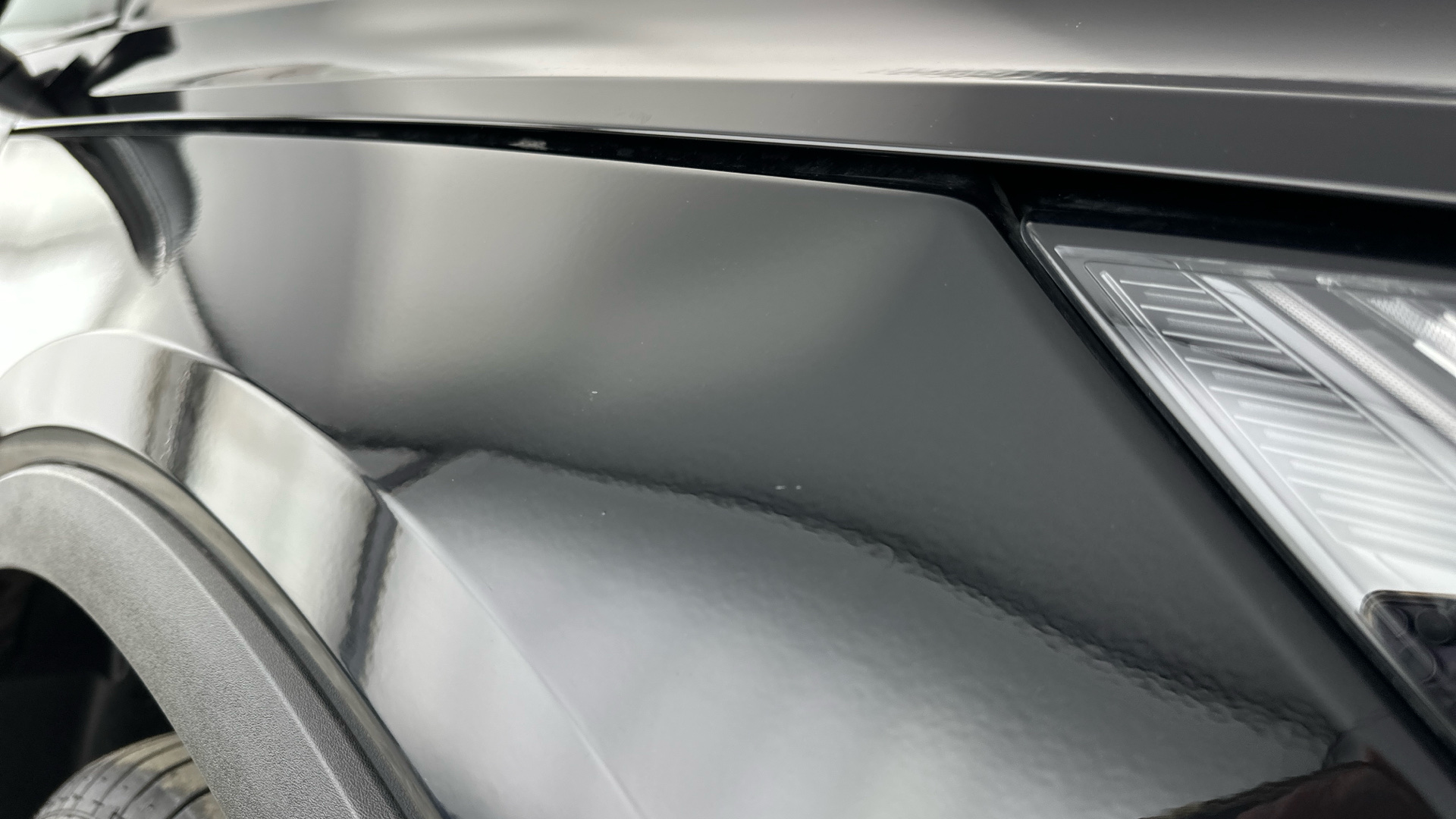 4020815 1.5 T5 Recharge PHEV Ultimate Dark 5dr Auto