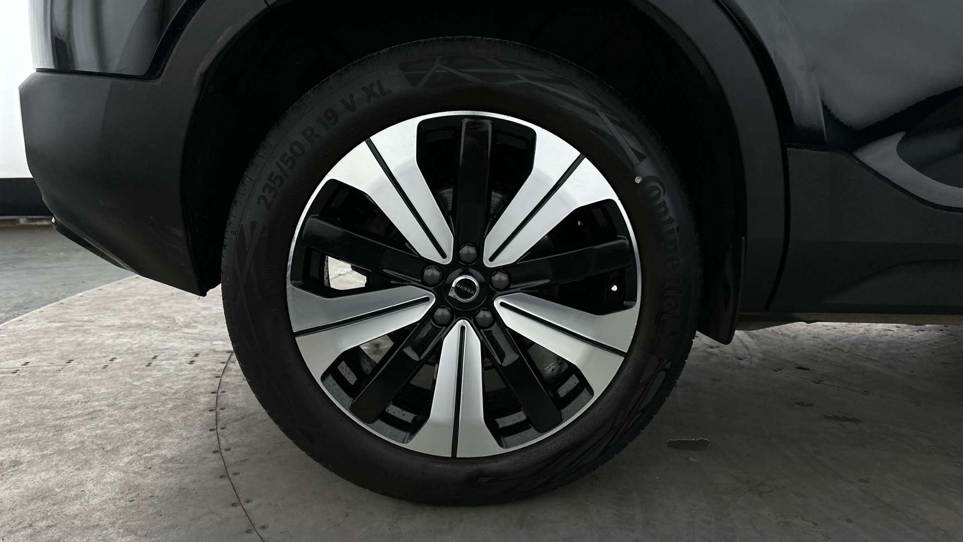 4020815 1.5 T5 Recharge PHEV Ultimate Dark 5dr Auto