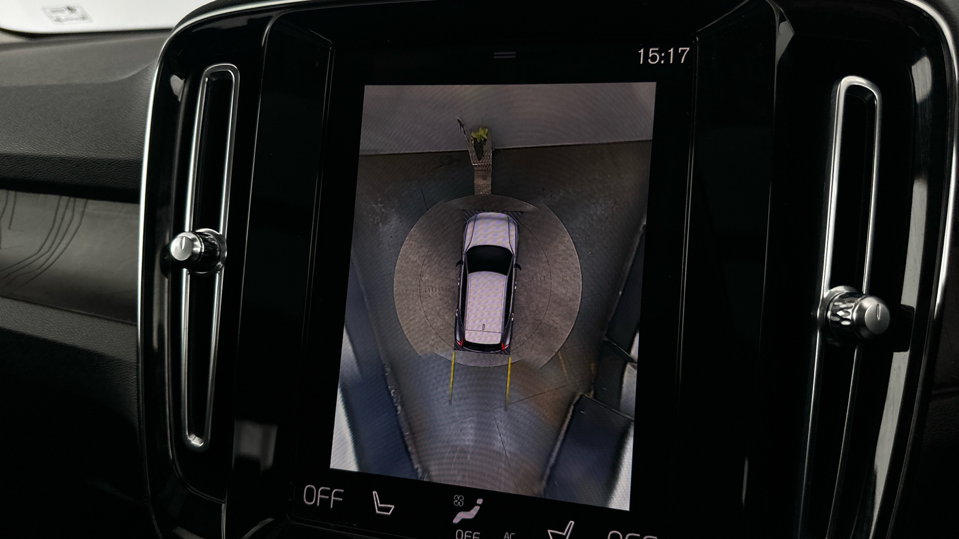 4020815 1.5 T5 Recharge PHEV Ultimate Dark 5dr Auto