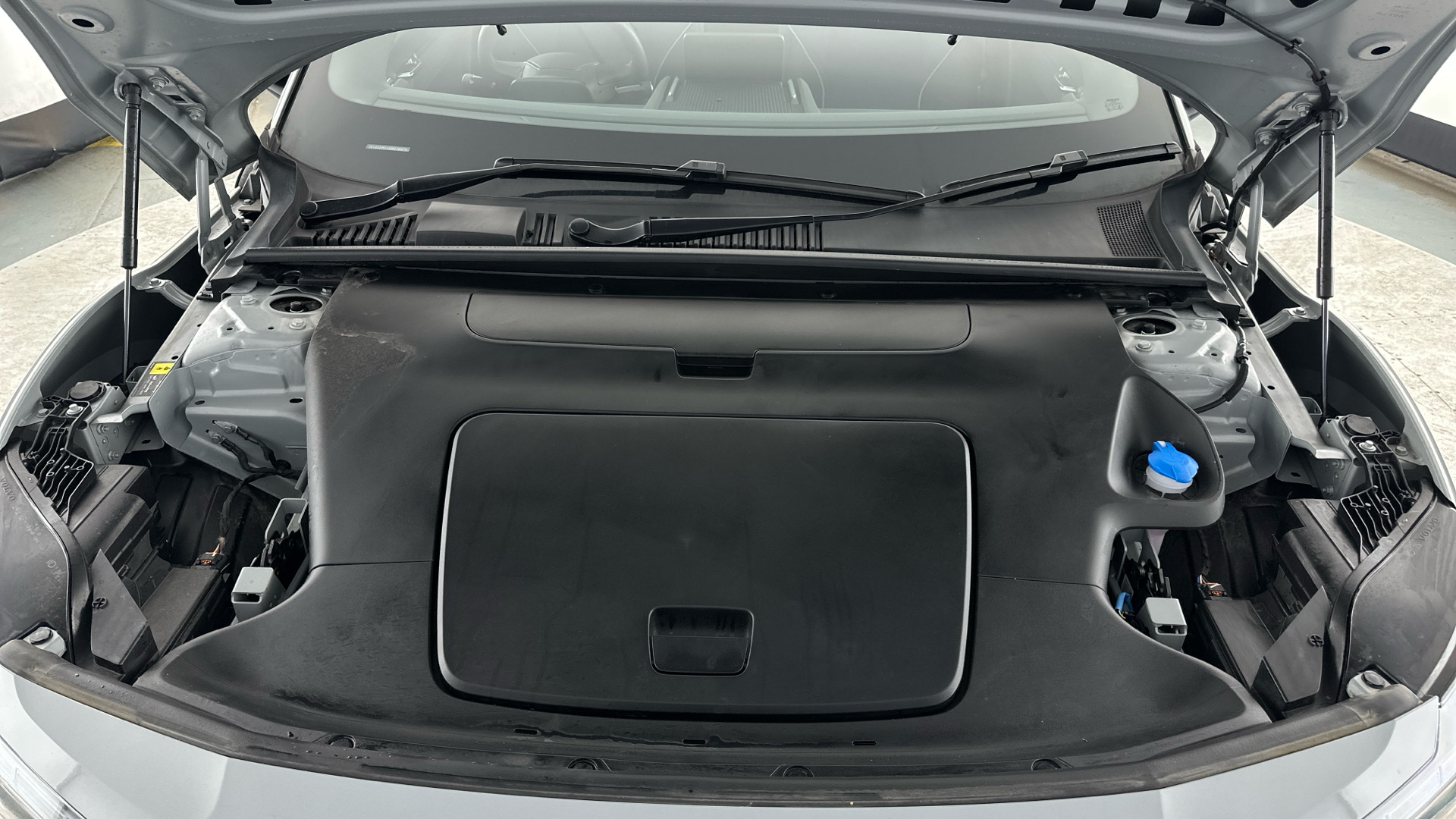 4020911 200kW Single Motor Plus 51kWh 5dr Auto