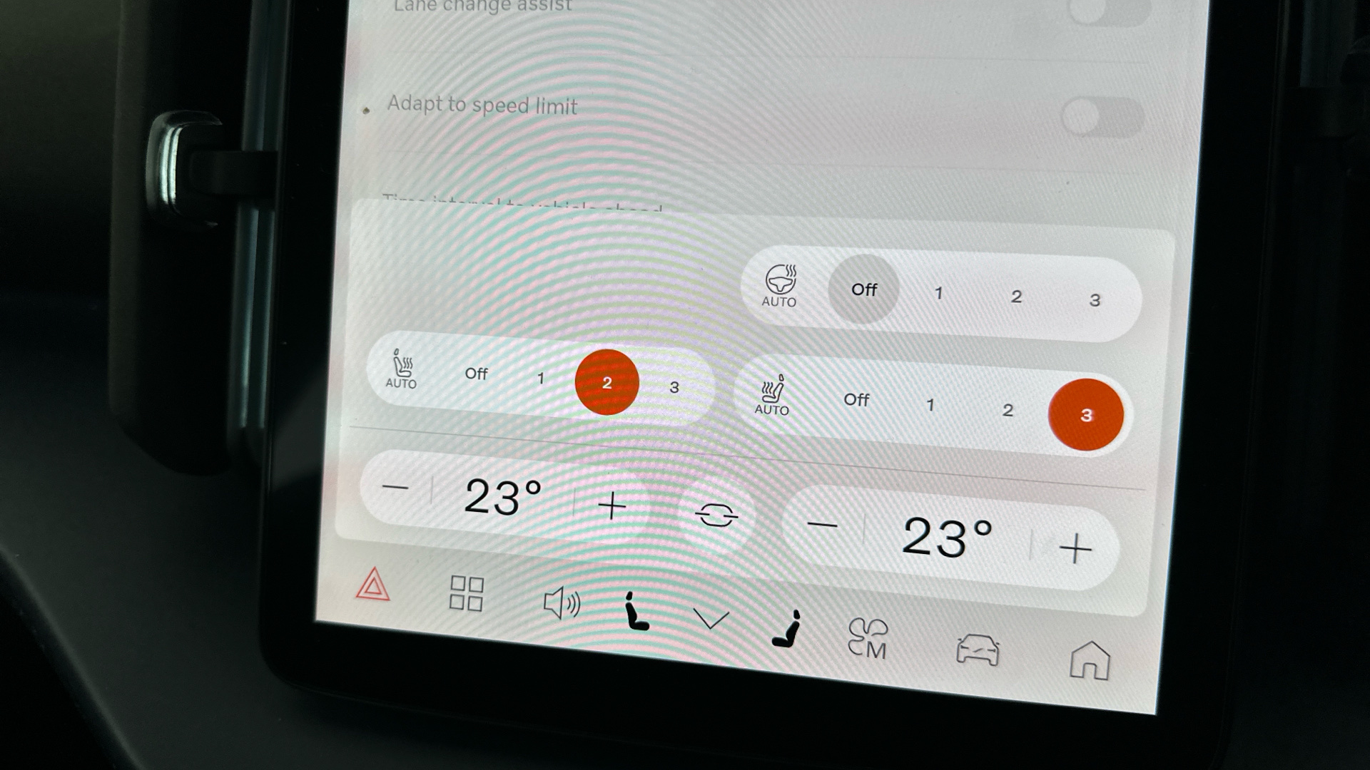 4020911 200kW Single Motor Plus 51kWh 5dr Auto