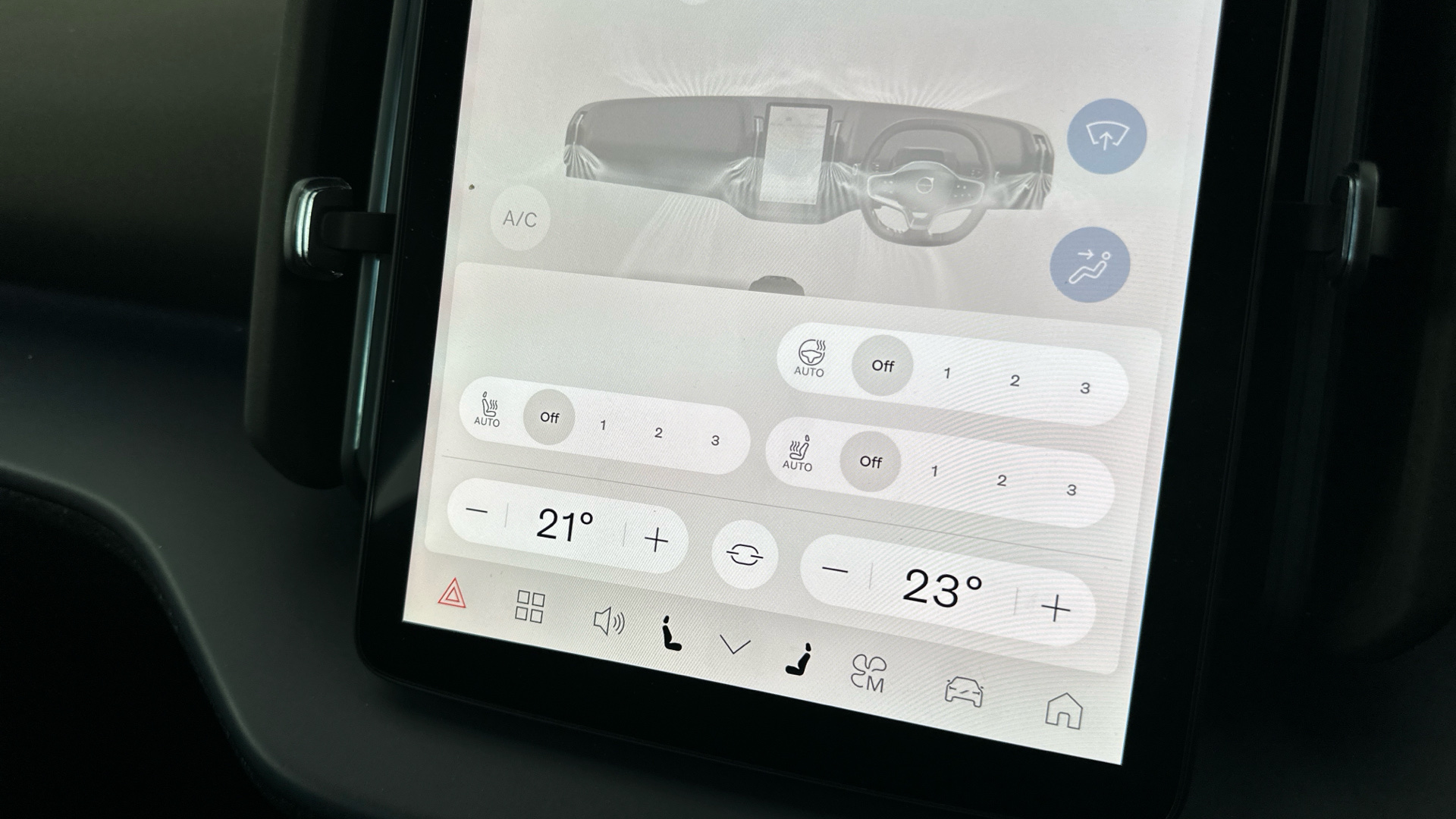 4020911 200kW Single Motor Plus 51kWh 5dr Auto