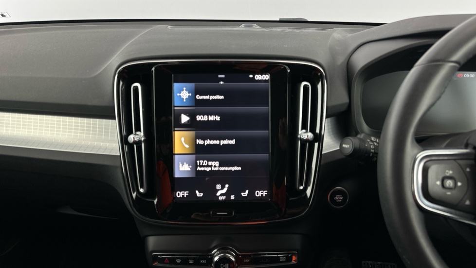 VOLVO XC40 Image 11