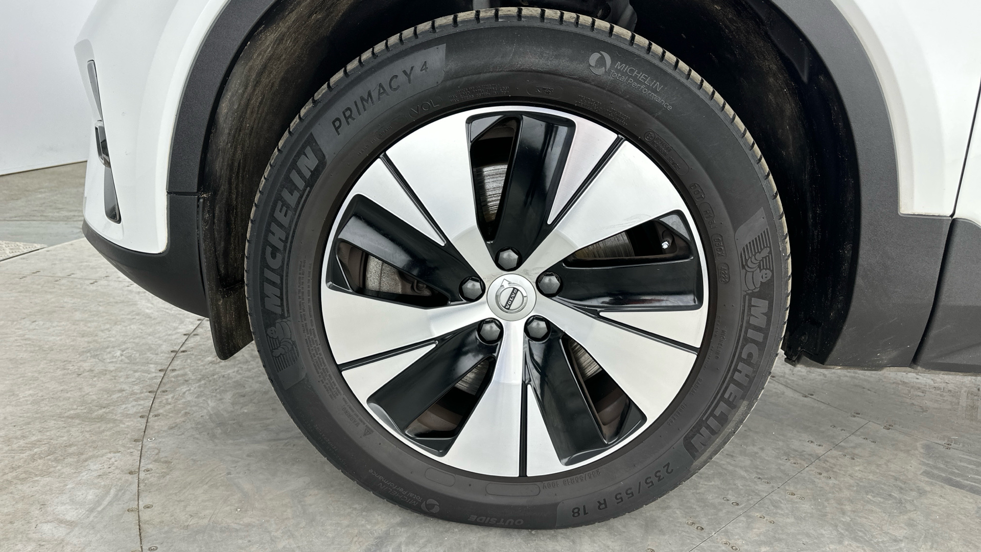 4060151 1.5 T4 Recharge PHEV Plus Dark 5dr Auto