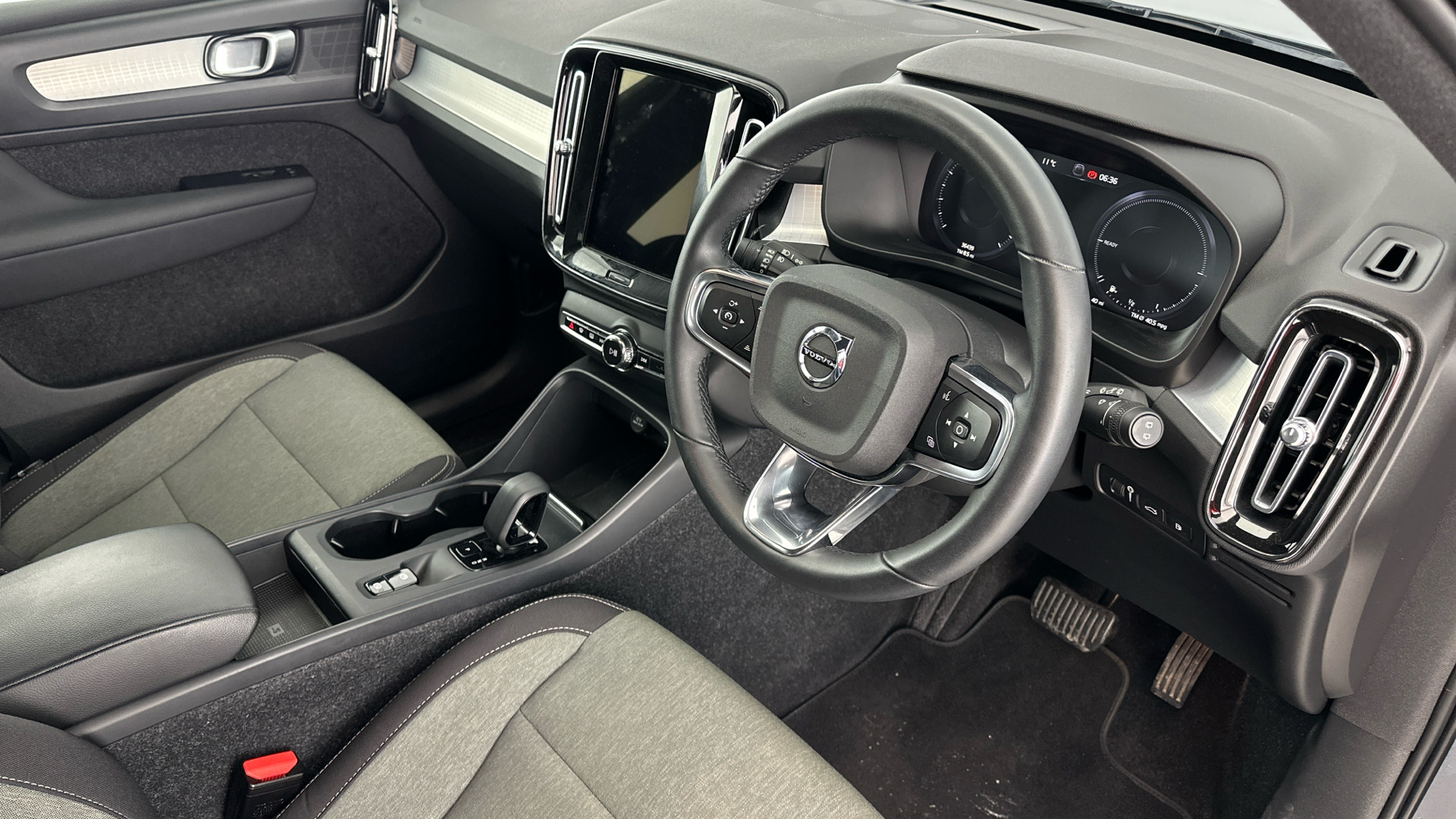 4020903 1.5 T4 Recharge PHEV Core Bright 5dr Auto